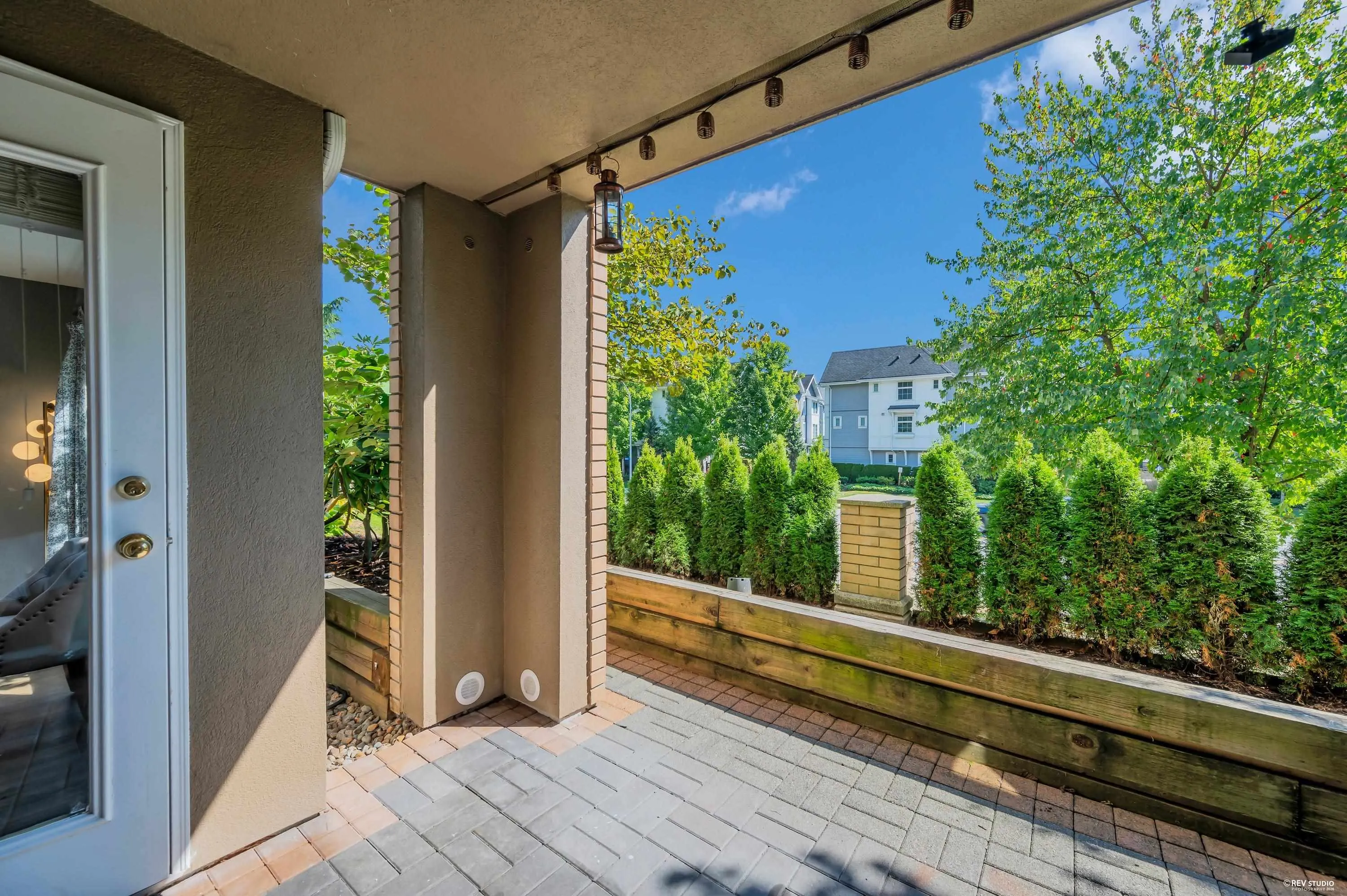 2558 Parkview Lane #105