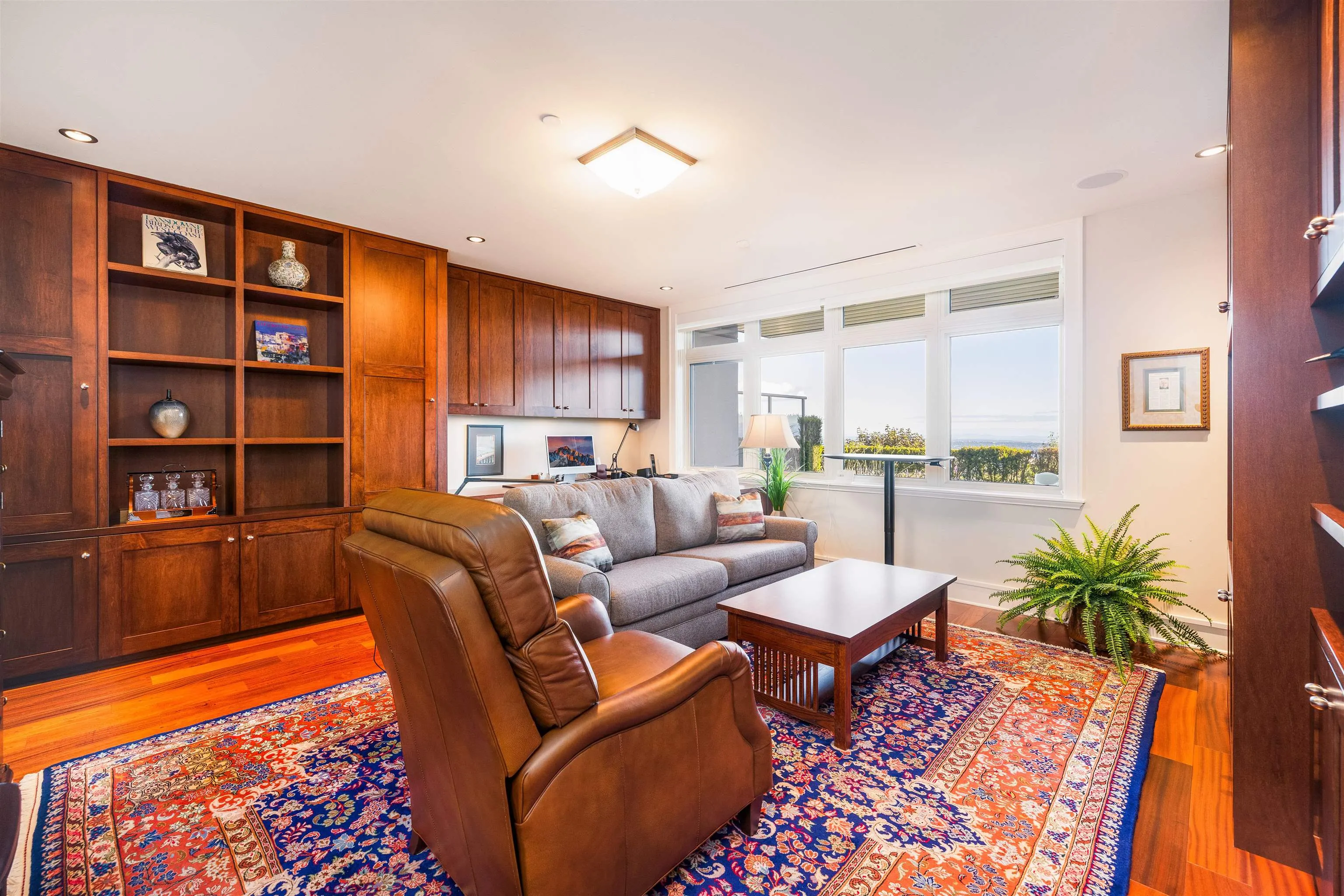 2535 Garden Court #101