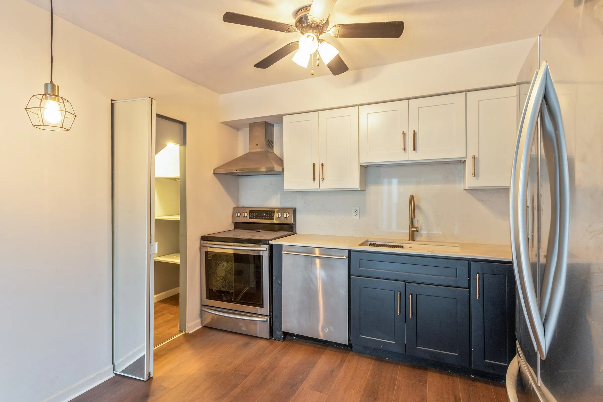 836 Twelfth Street #202