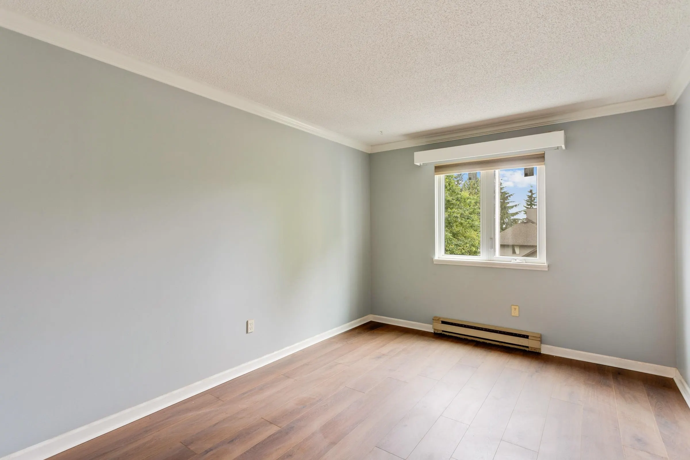 836 Twelfth Street #202