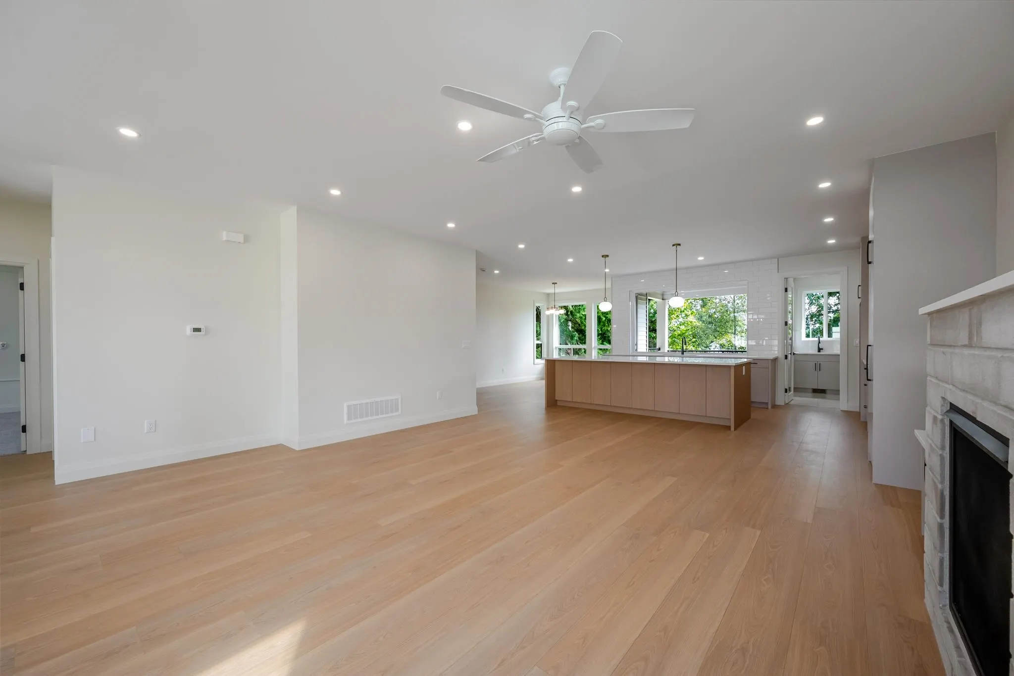 5924 Riverside Street #9