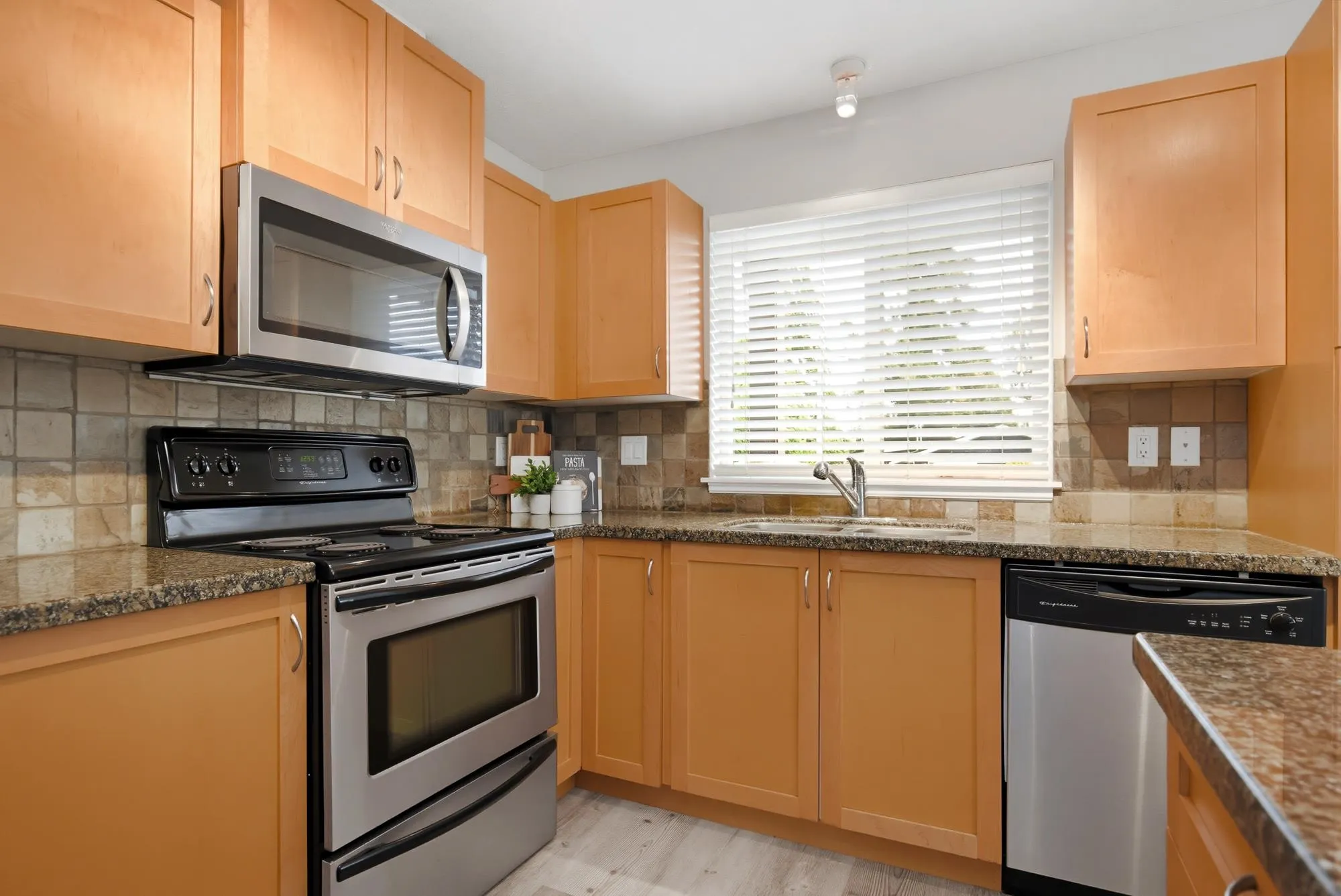 2990 Boulder Street #115