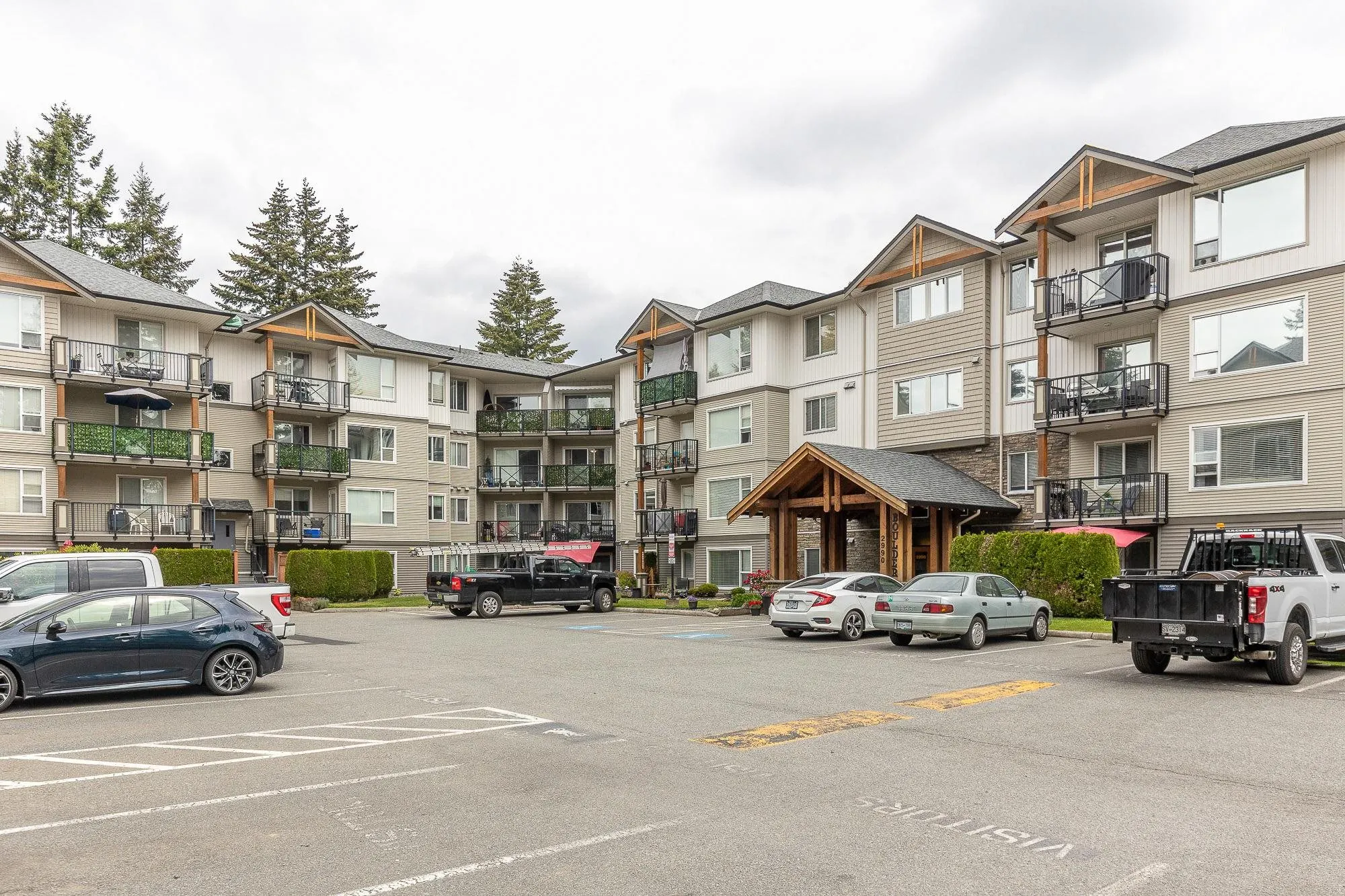2990 Boulder Street #115