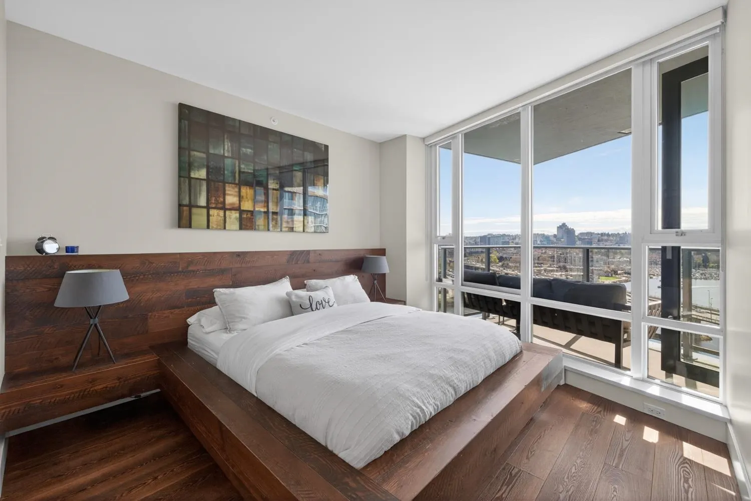 8 Smithe Mews #2503