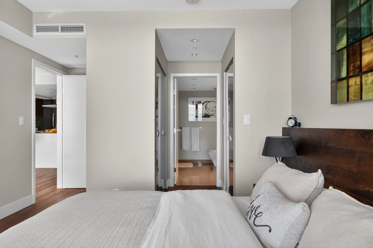 8 Smithe Mews #2503