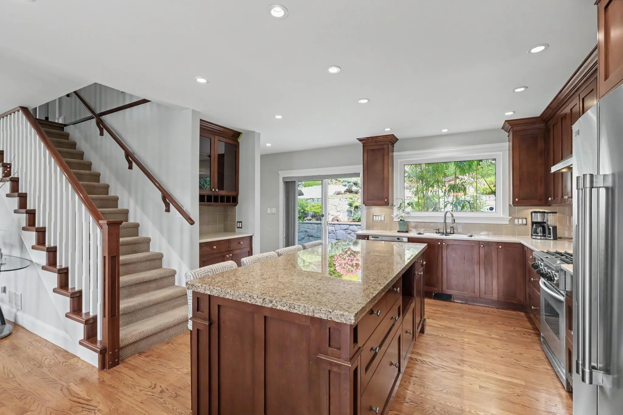 1123 Ioco Road