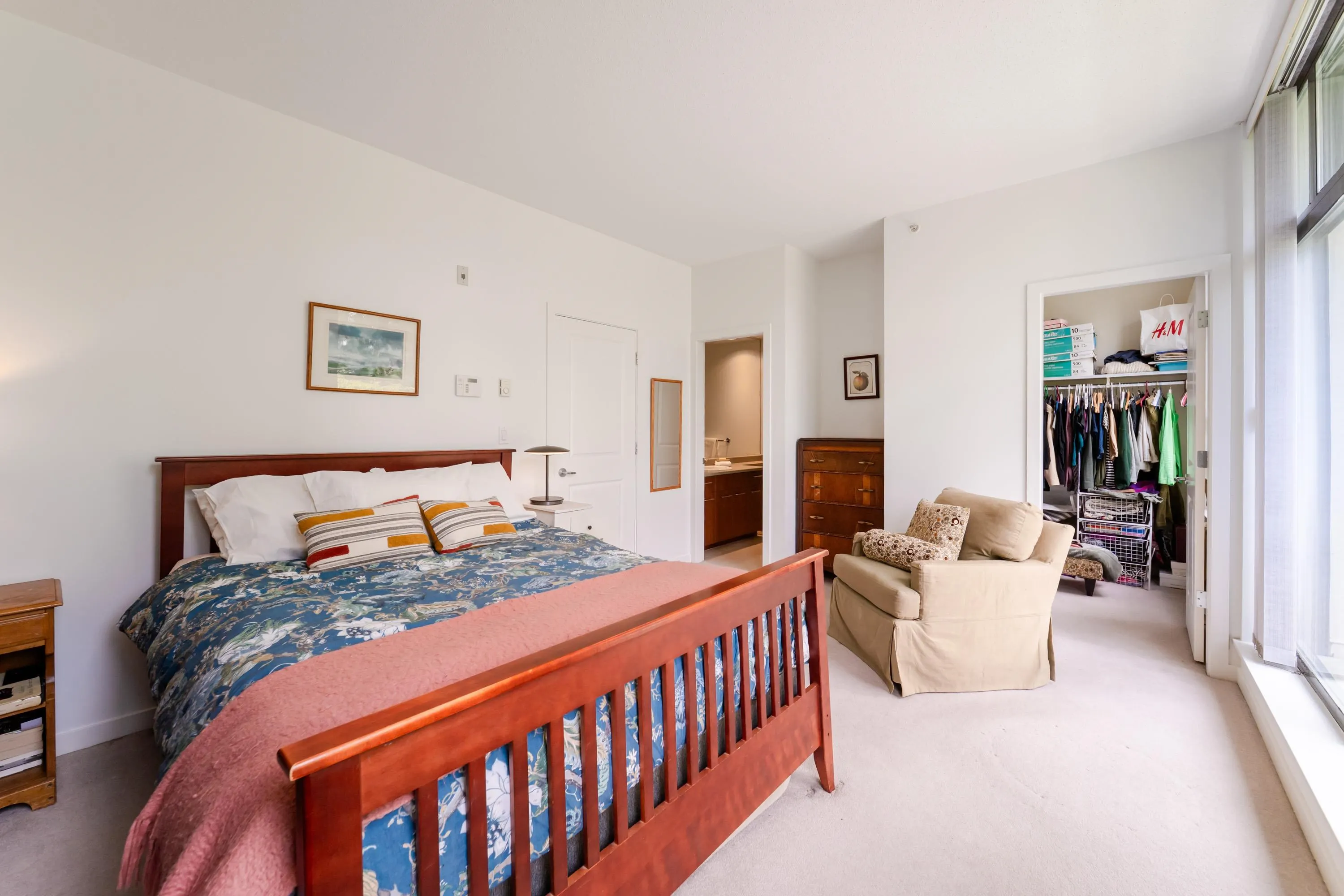 4333 Central Boulevard #8