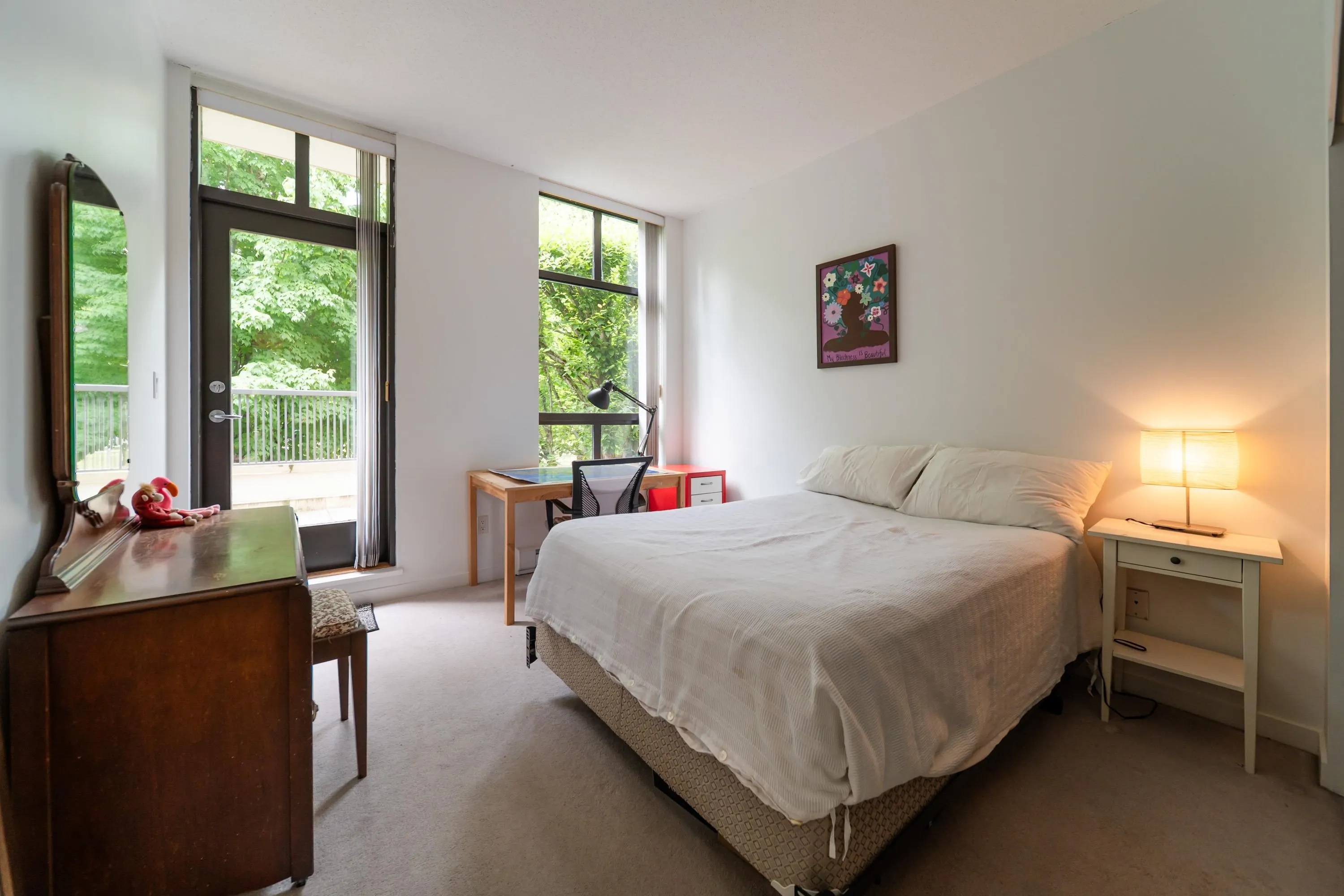 4333 Central Boulevard #8