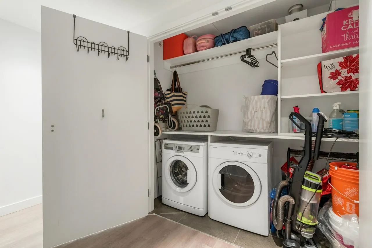 209 E 7th Avenue #406