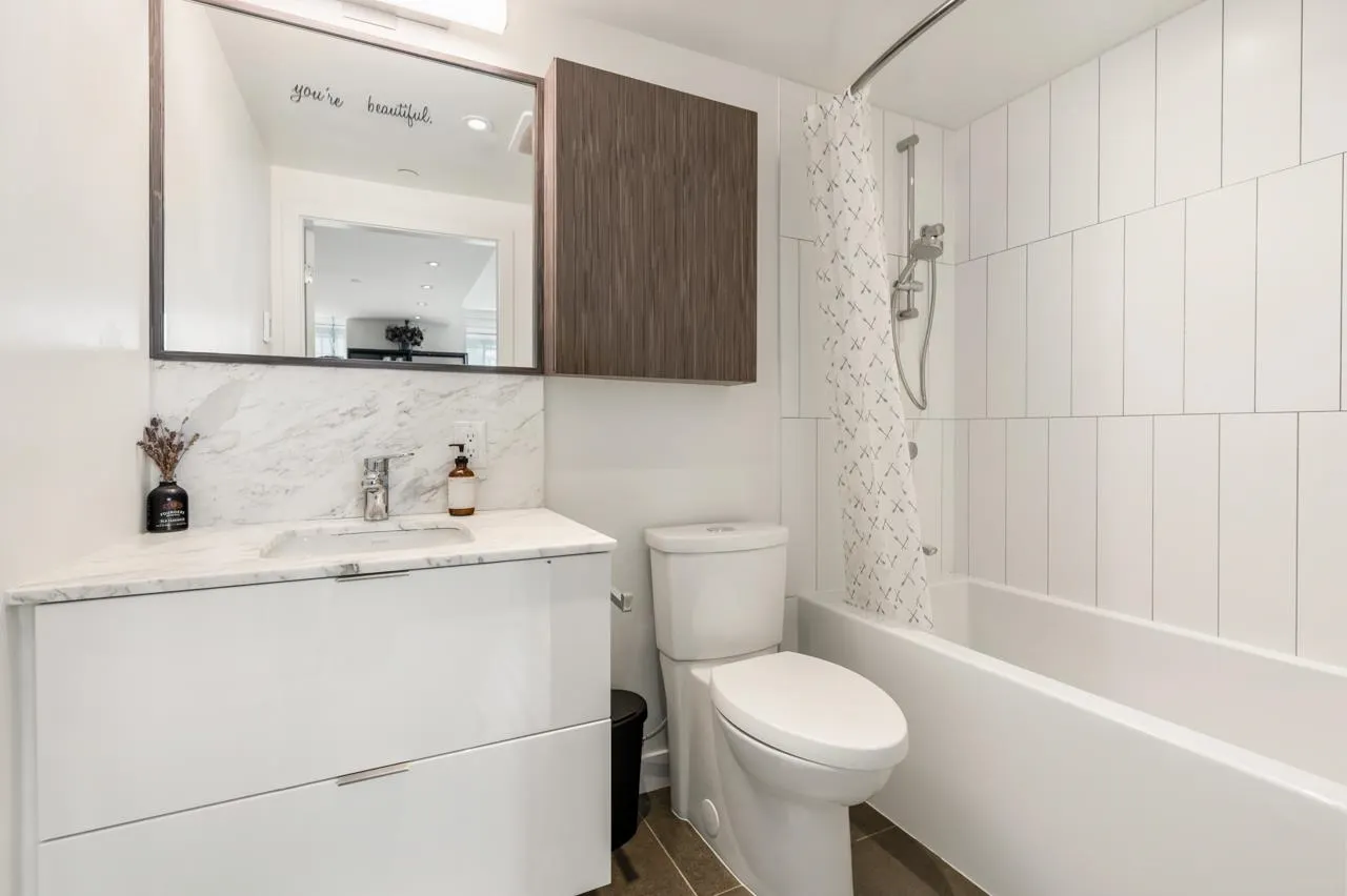 209 E 7th Avenue #406