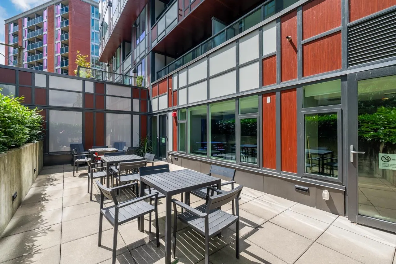 209 E 7th Avenue #406