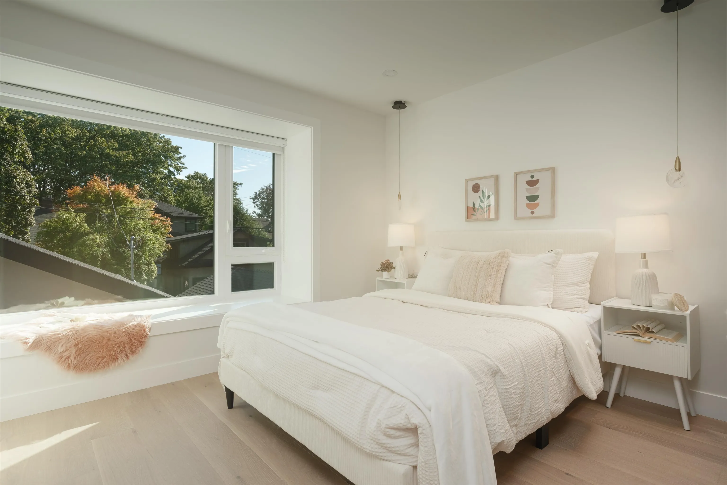 470 W 20 Avenue #2