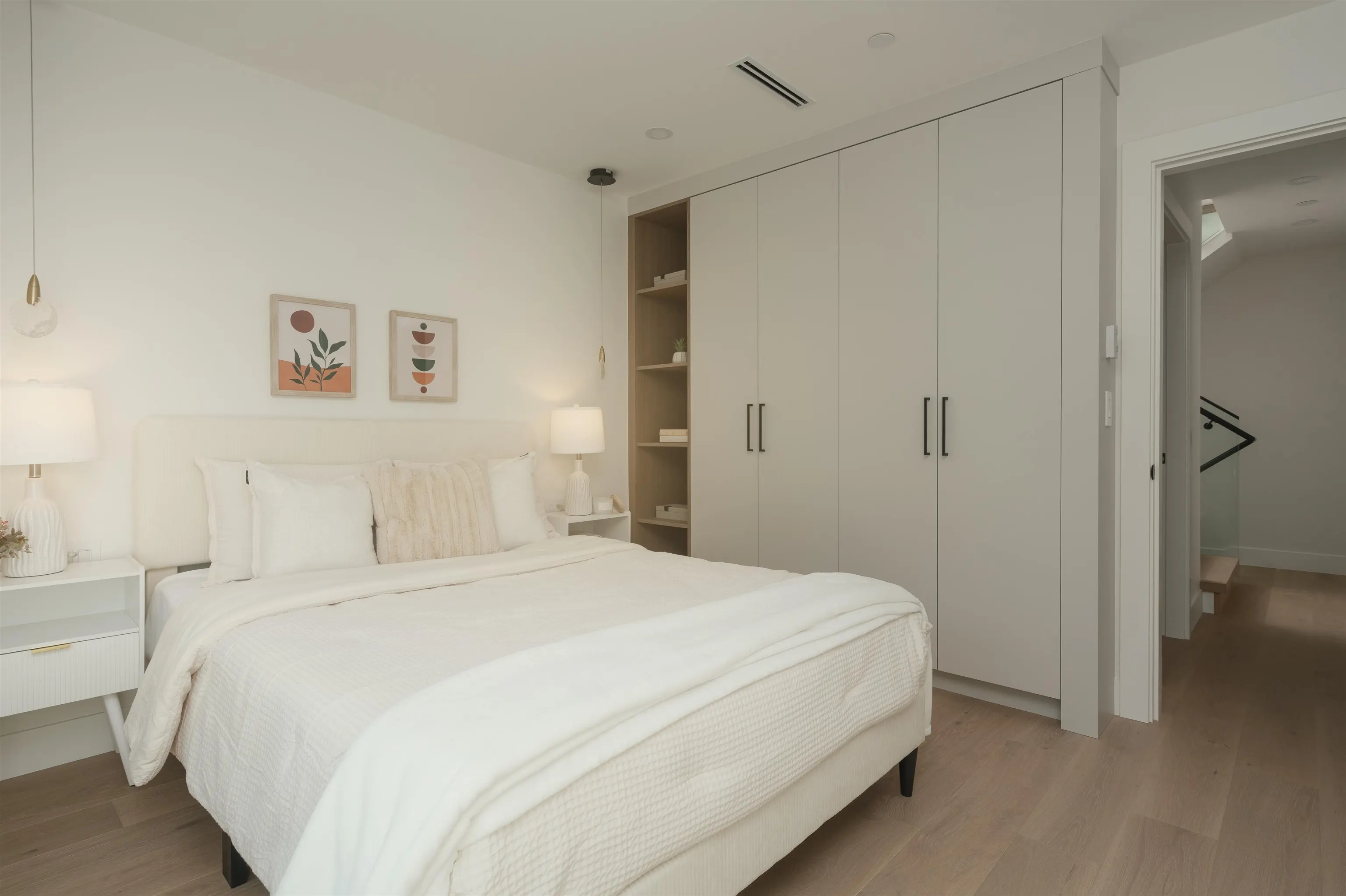470 W 20 Avenue #2