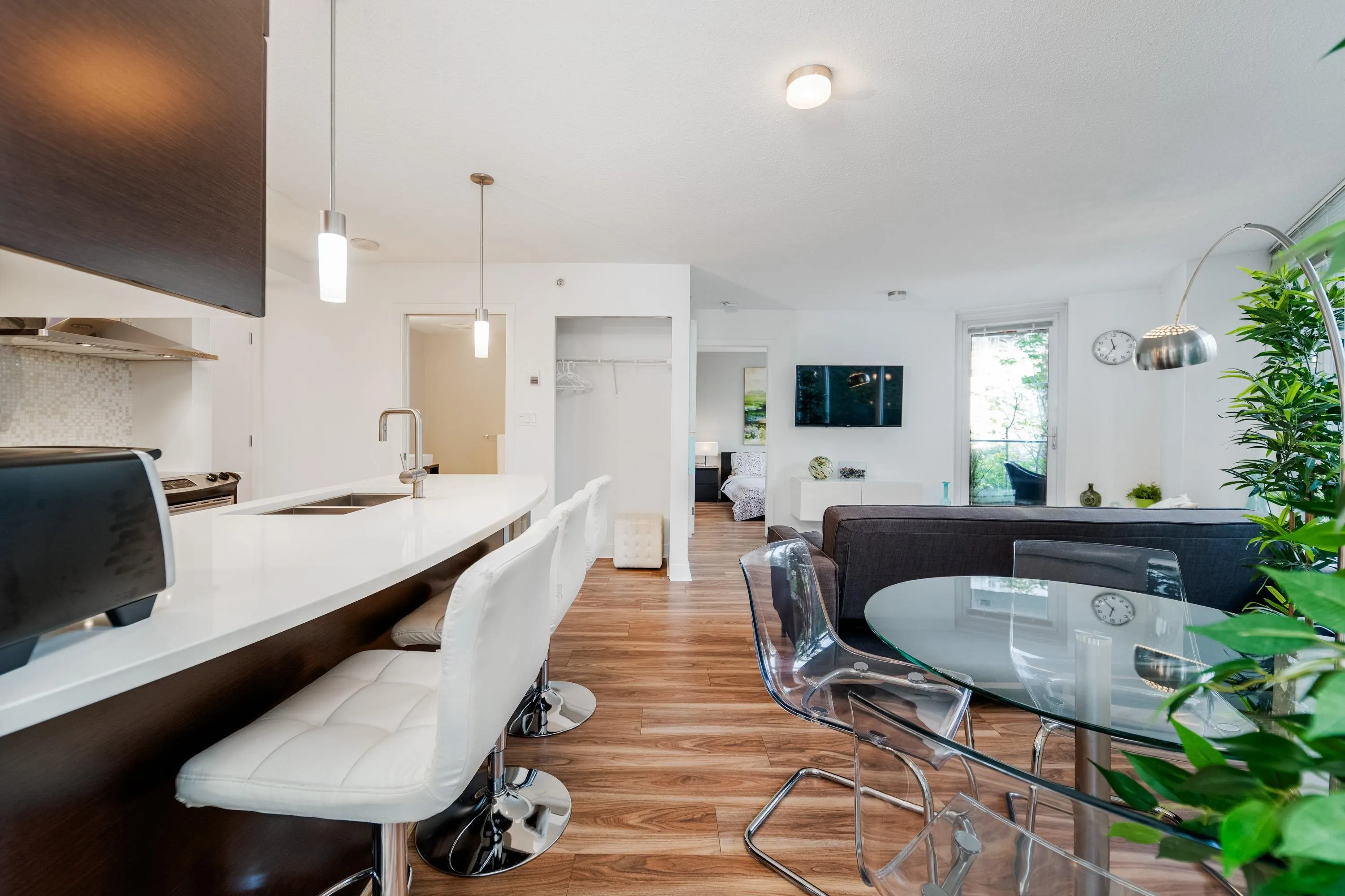 689 Abbott Street #301
