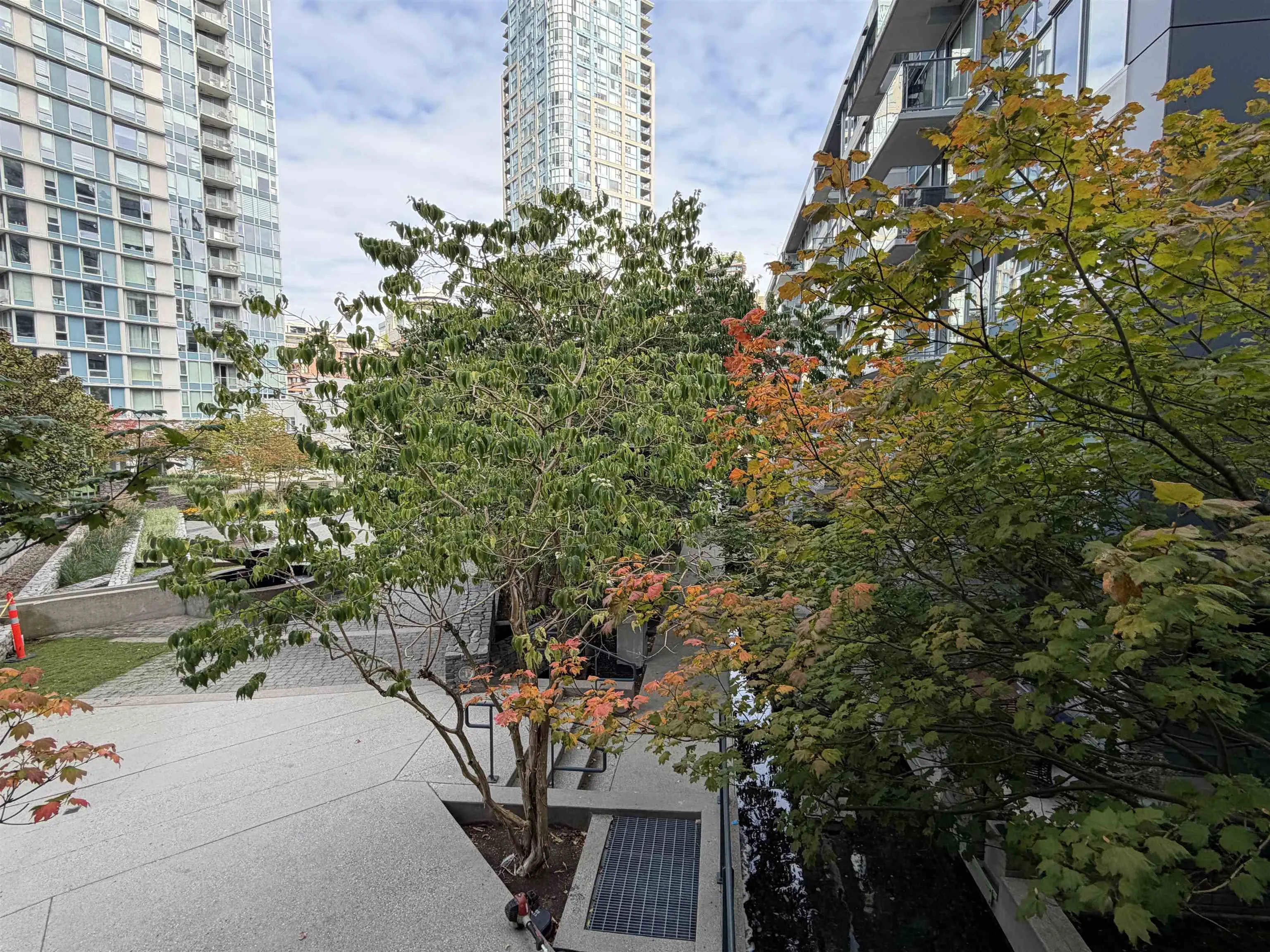 689 Abbott Street #301