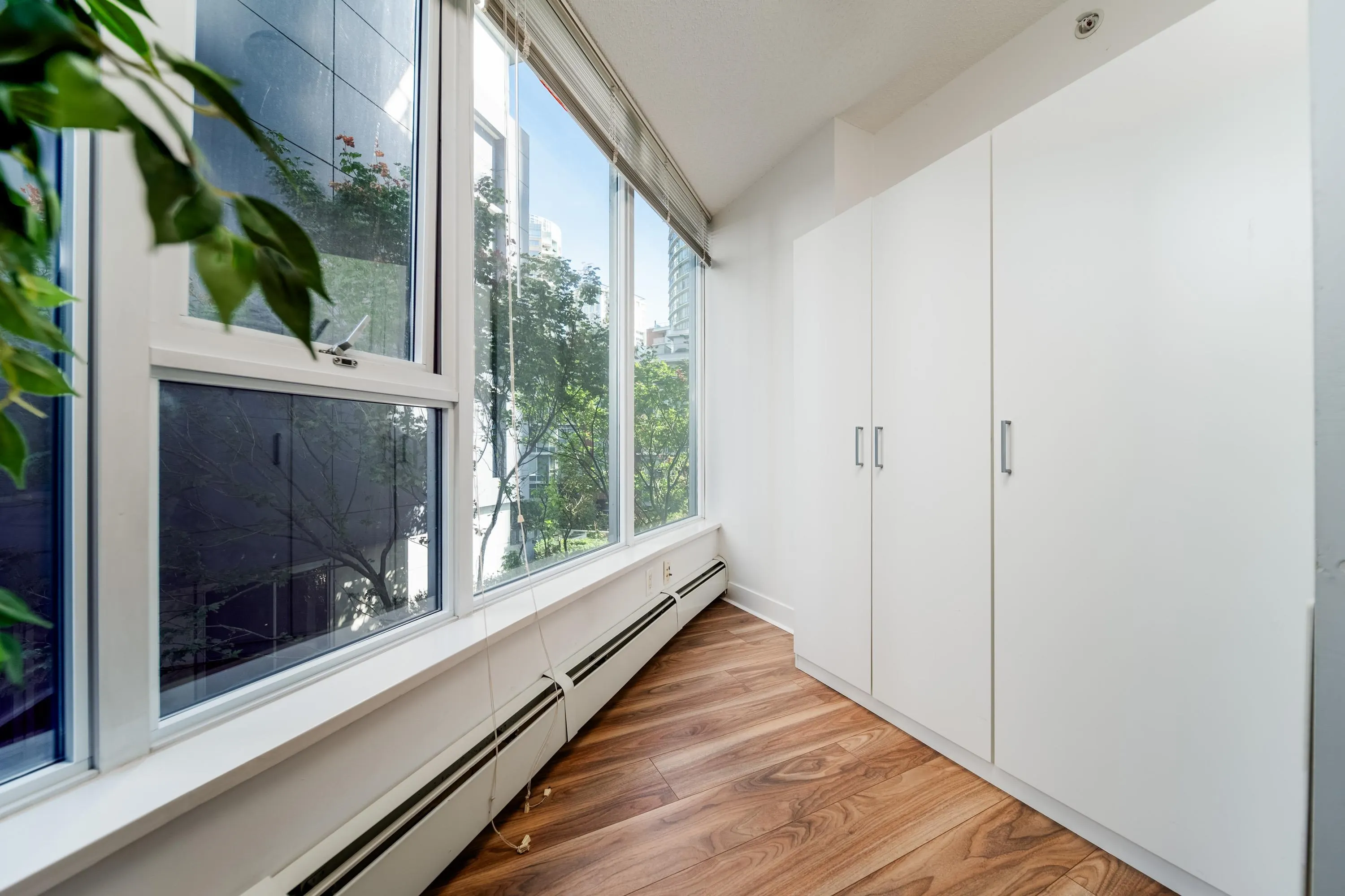 689 Abbott Street #301