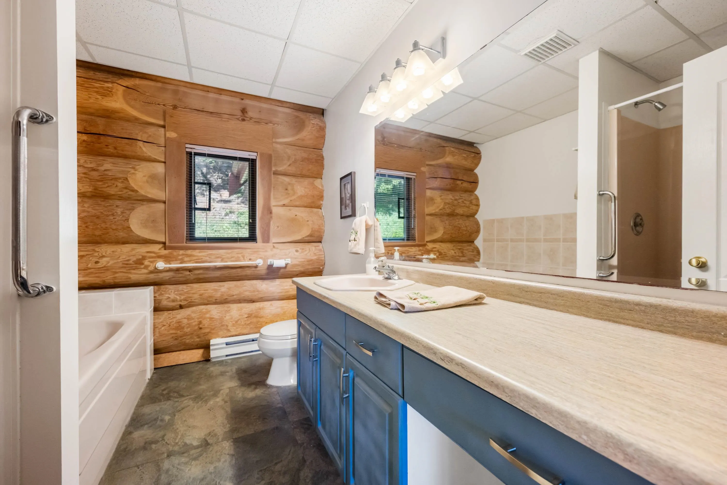 5520 Graham Drive