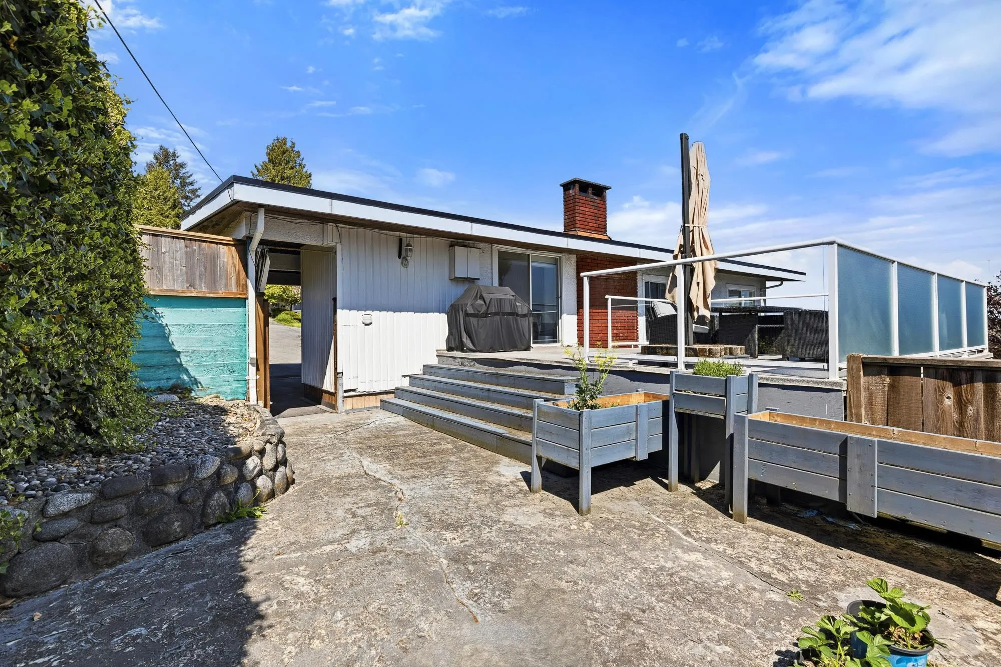 2190 Hillside Avenue