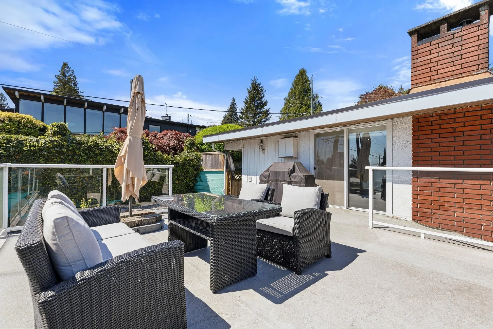 2190 Hillside Avenue