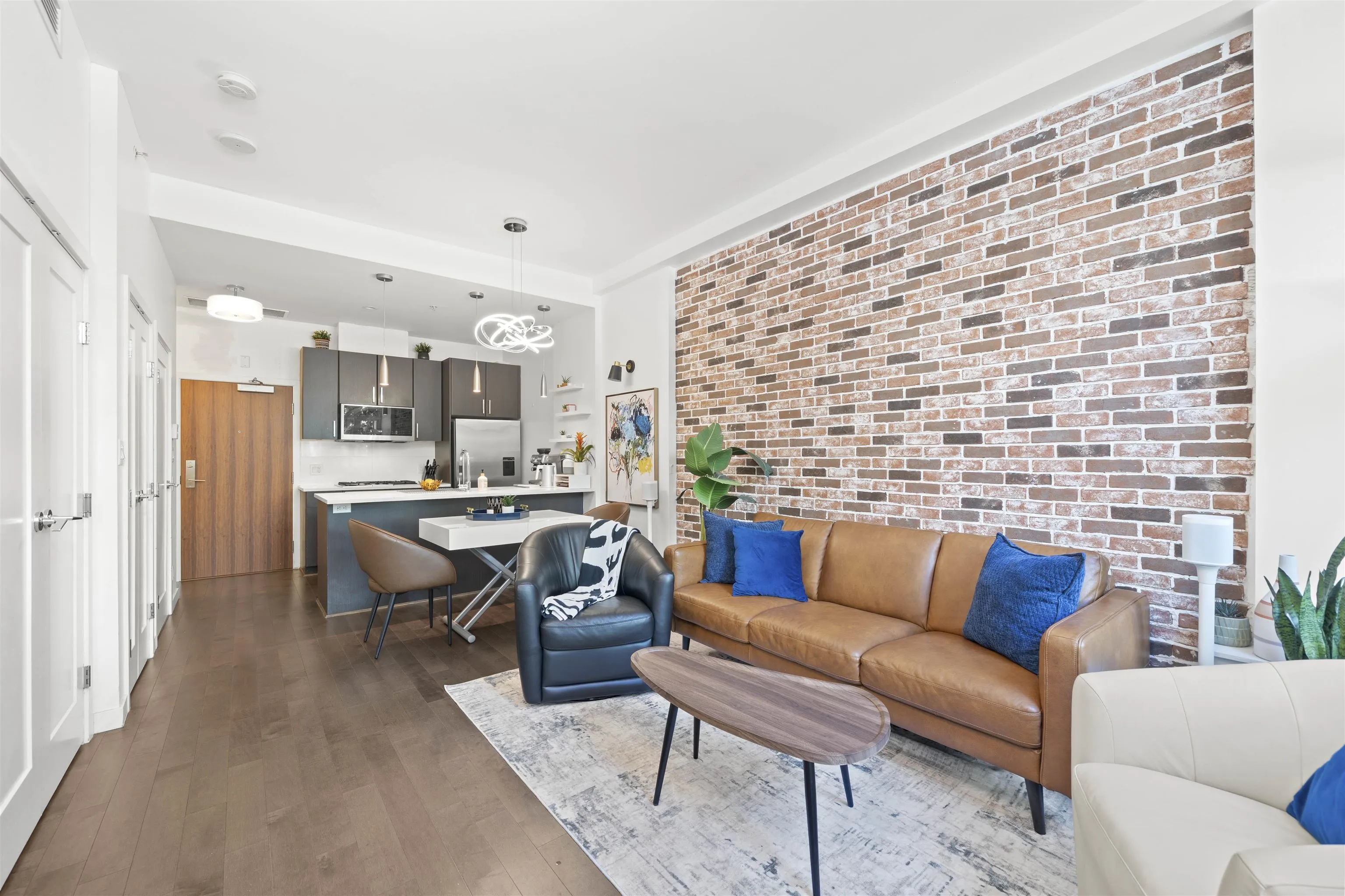 70 W 1st Avenue