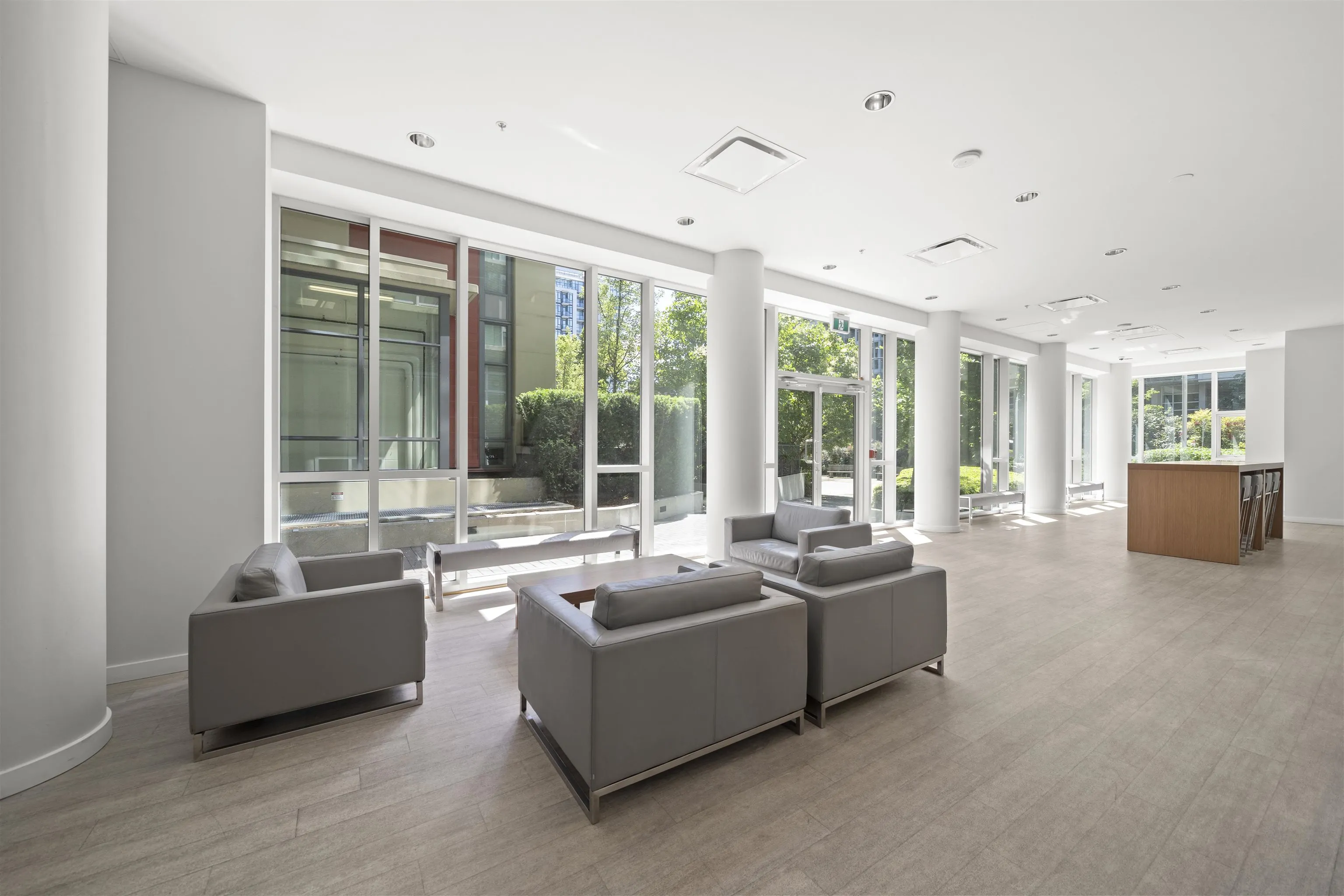 70 W 1st Avenue