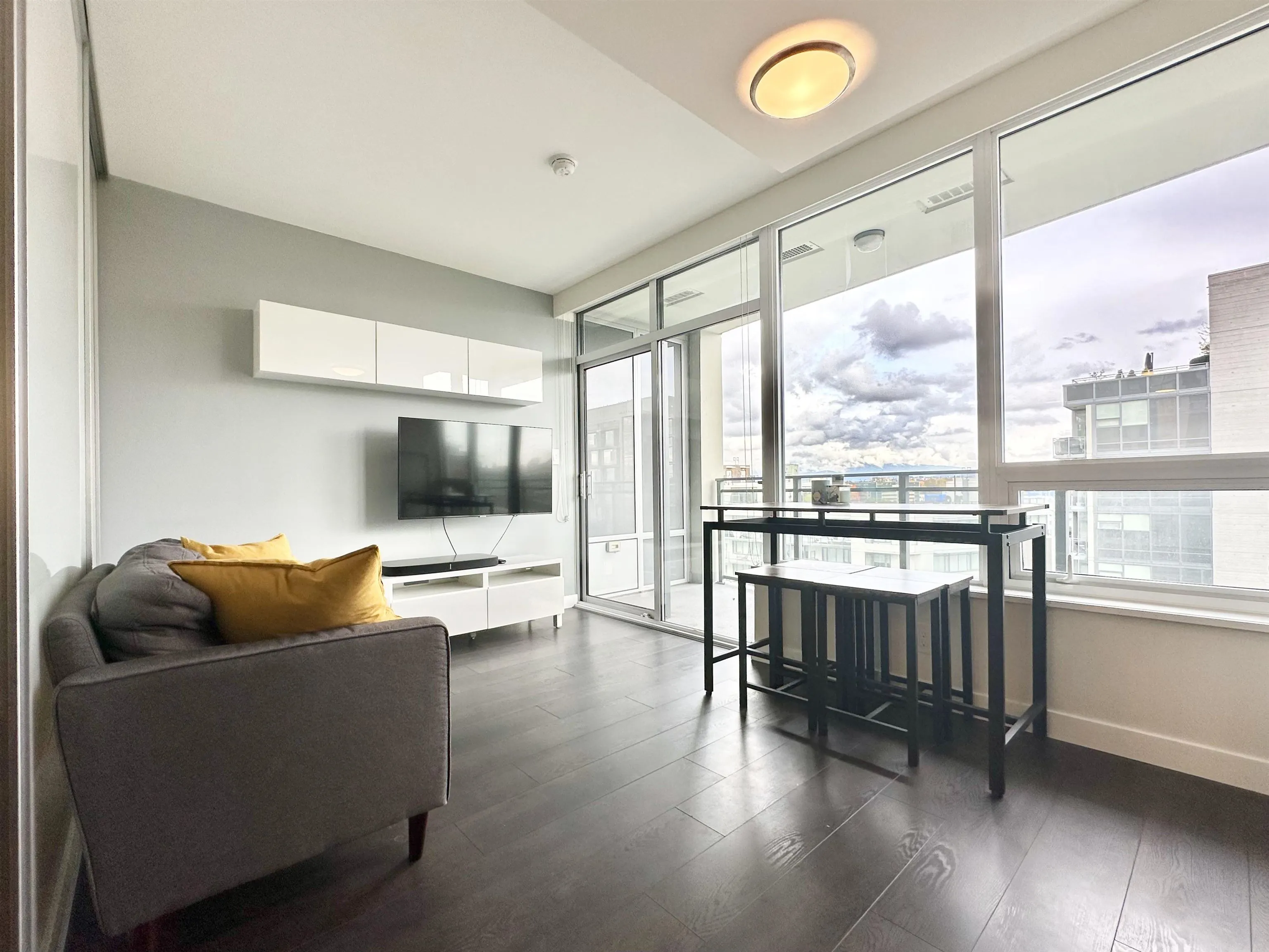 111 1st E Avenue #1103