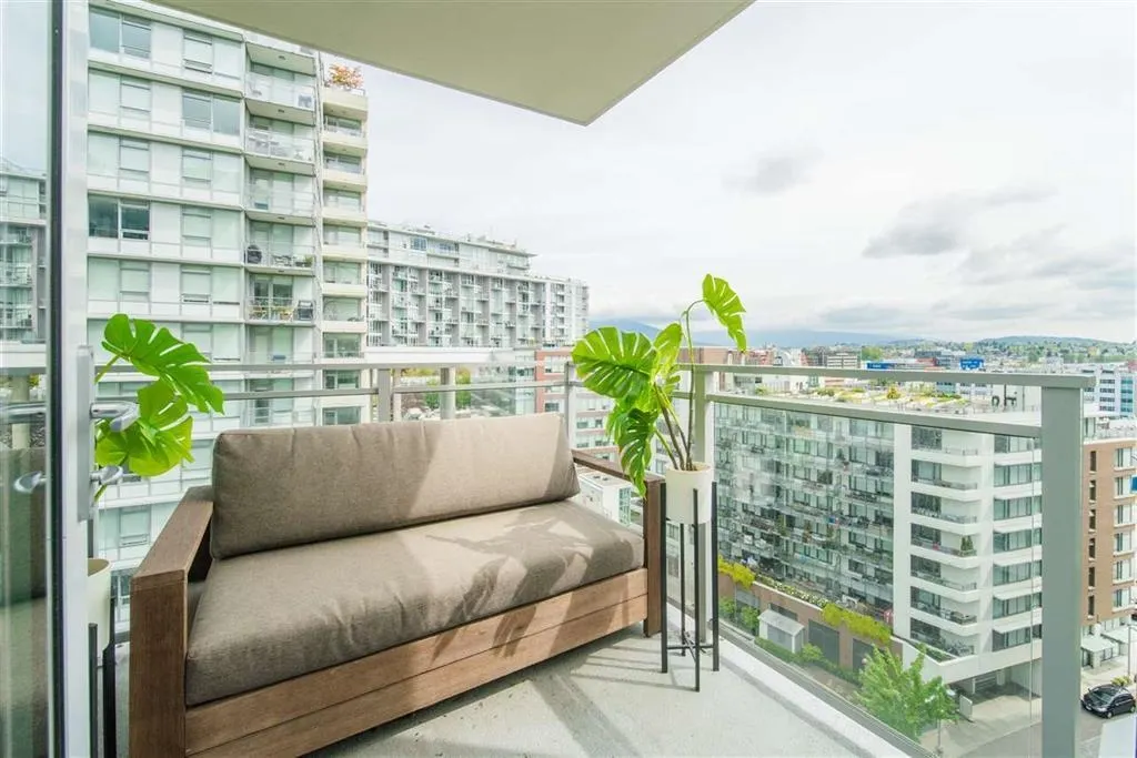 111 E 1st Avenue #1202
