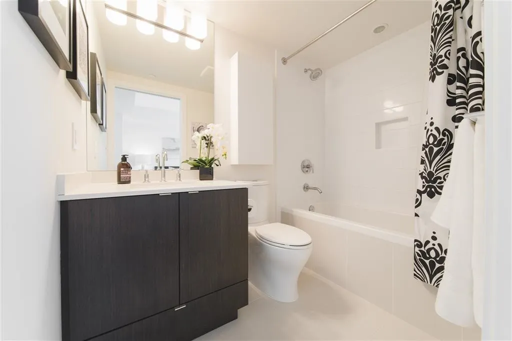 111 E 1st Avenue #1202