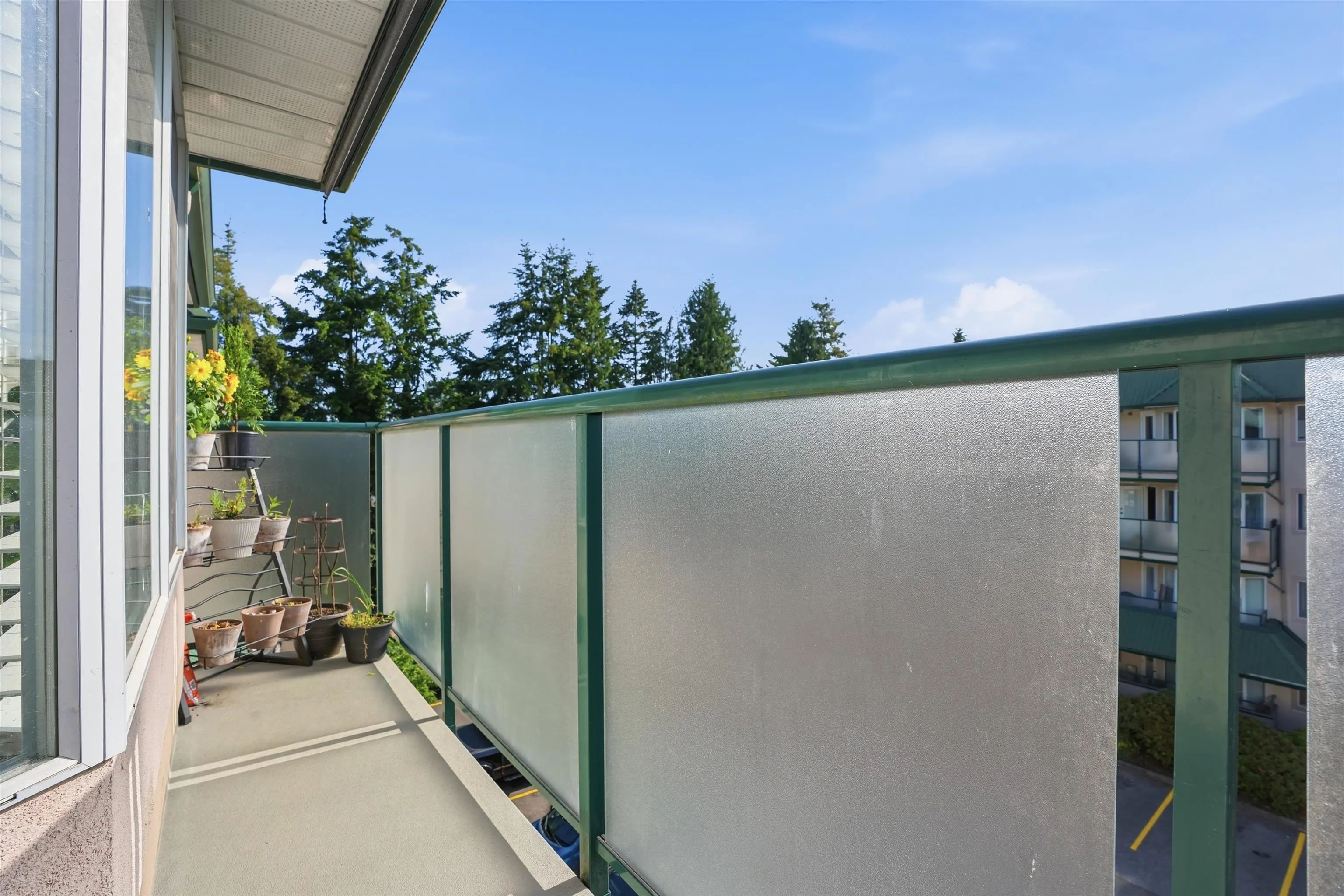 2962 Trethewey Street #418