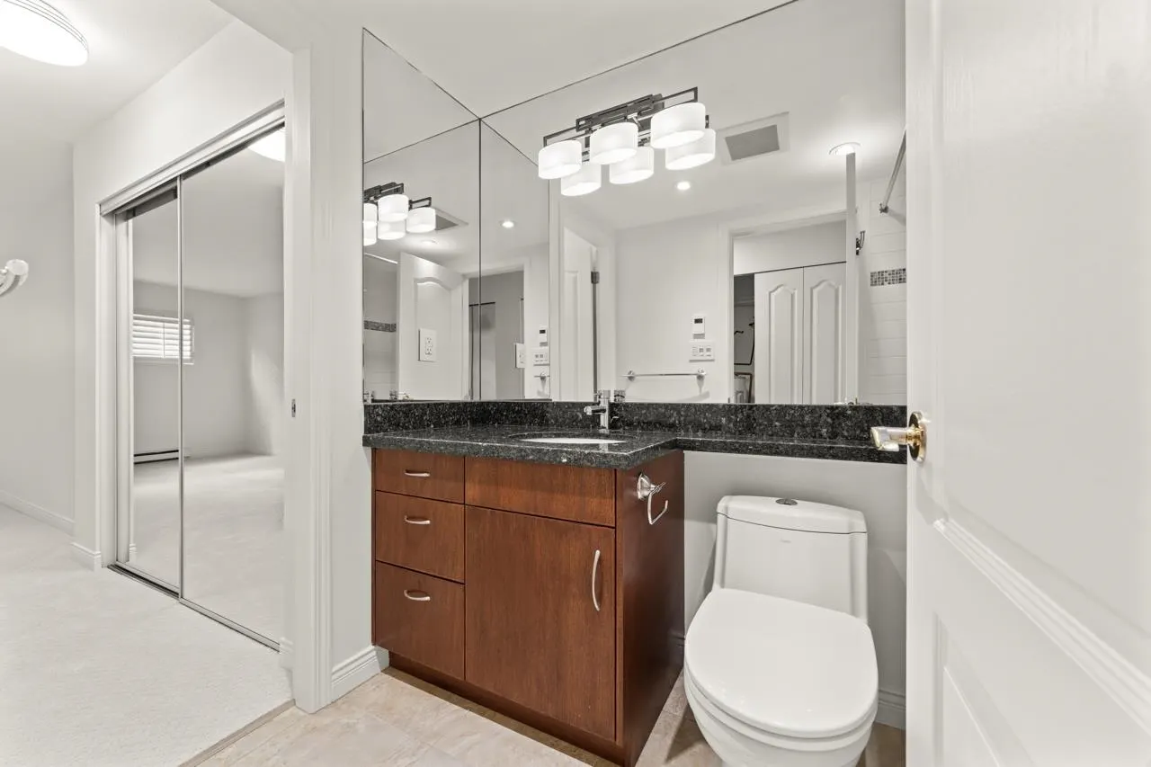 526 W 13th Avenue #104