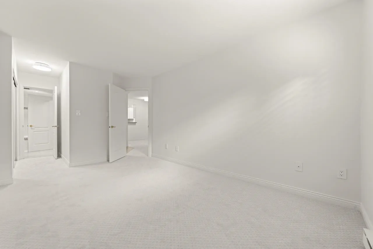 526 W 13th Avenue #104