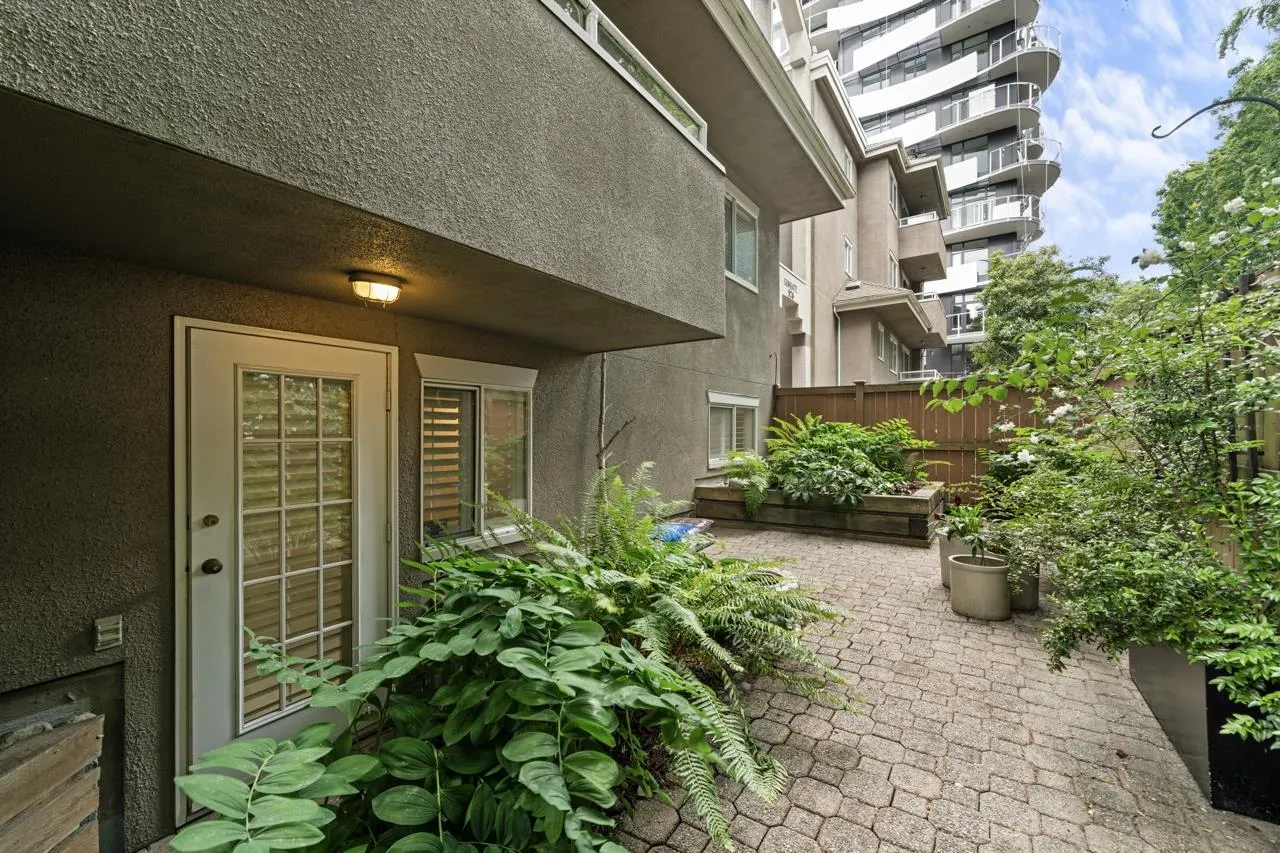 526 W 13th Avenue #104