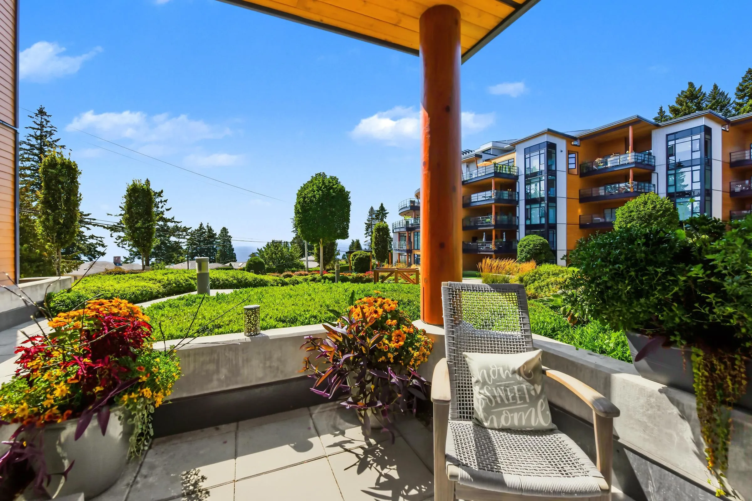 14855 Thrift Avenue #216