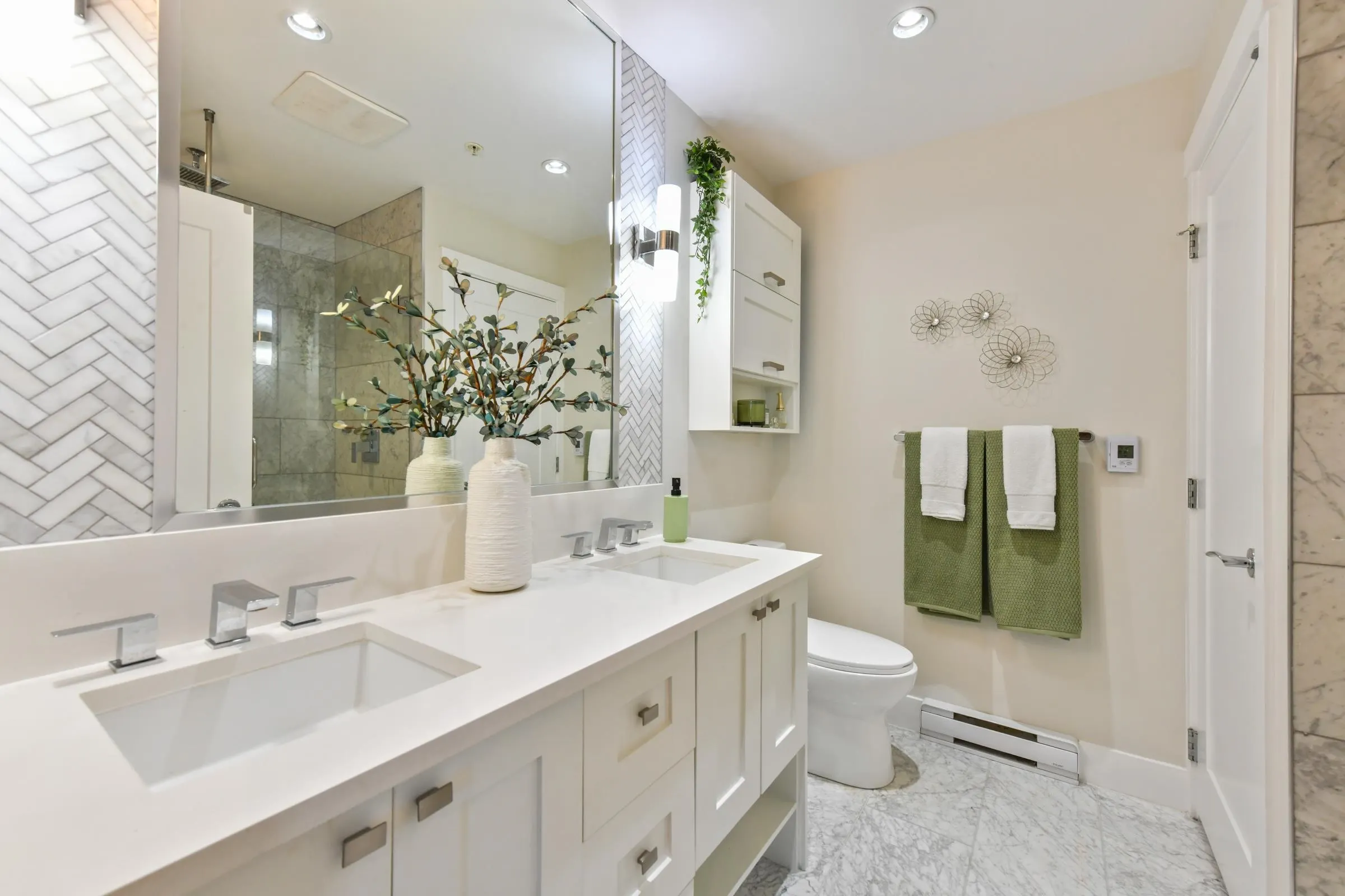 14855 Thrift Avenue #216