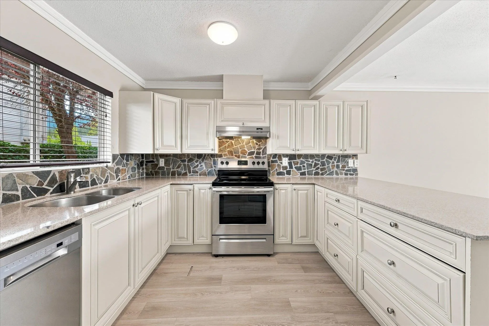 40327 Diamond Head Road #2