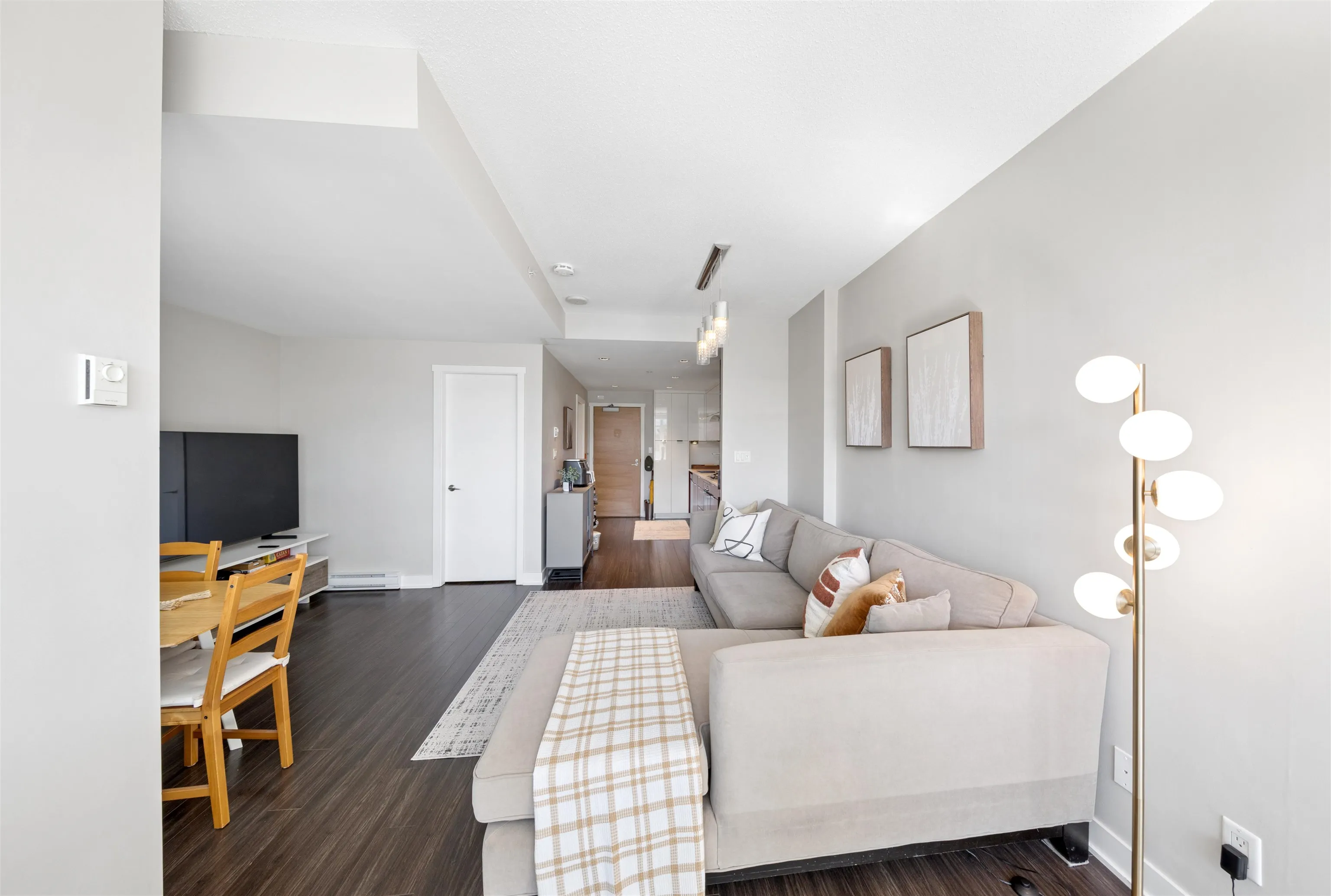 1777 W 7th Avenue #811