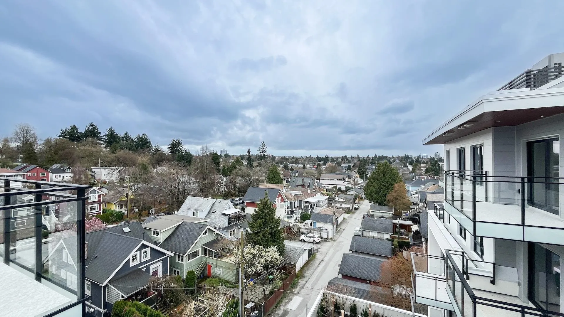 1680 E 12th Avenue #609