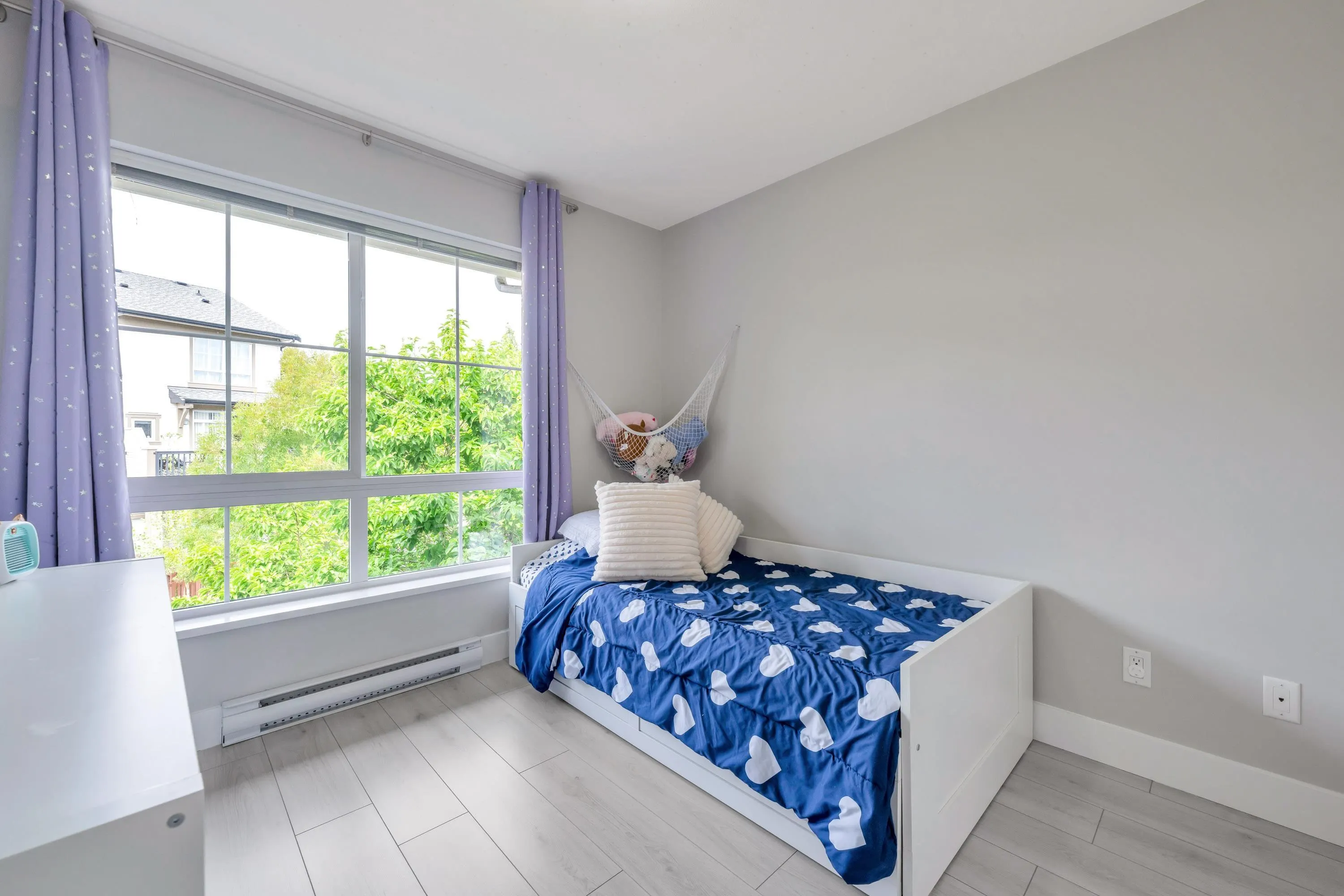 19505 68a Avenue #121