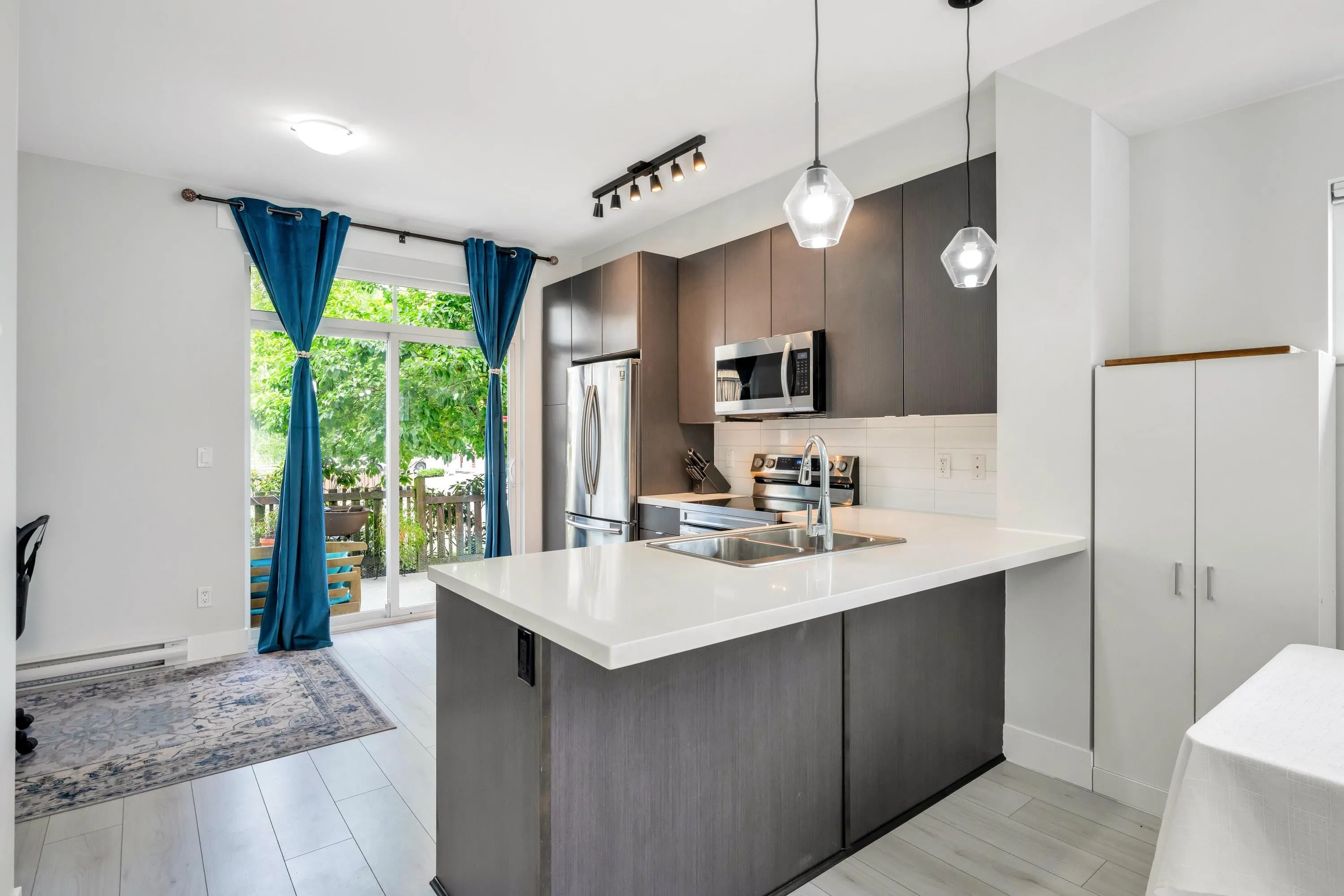 19505 68a Avenue #121