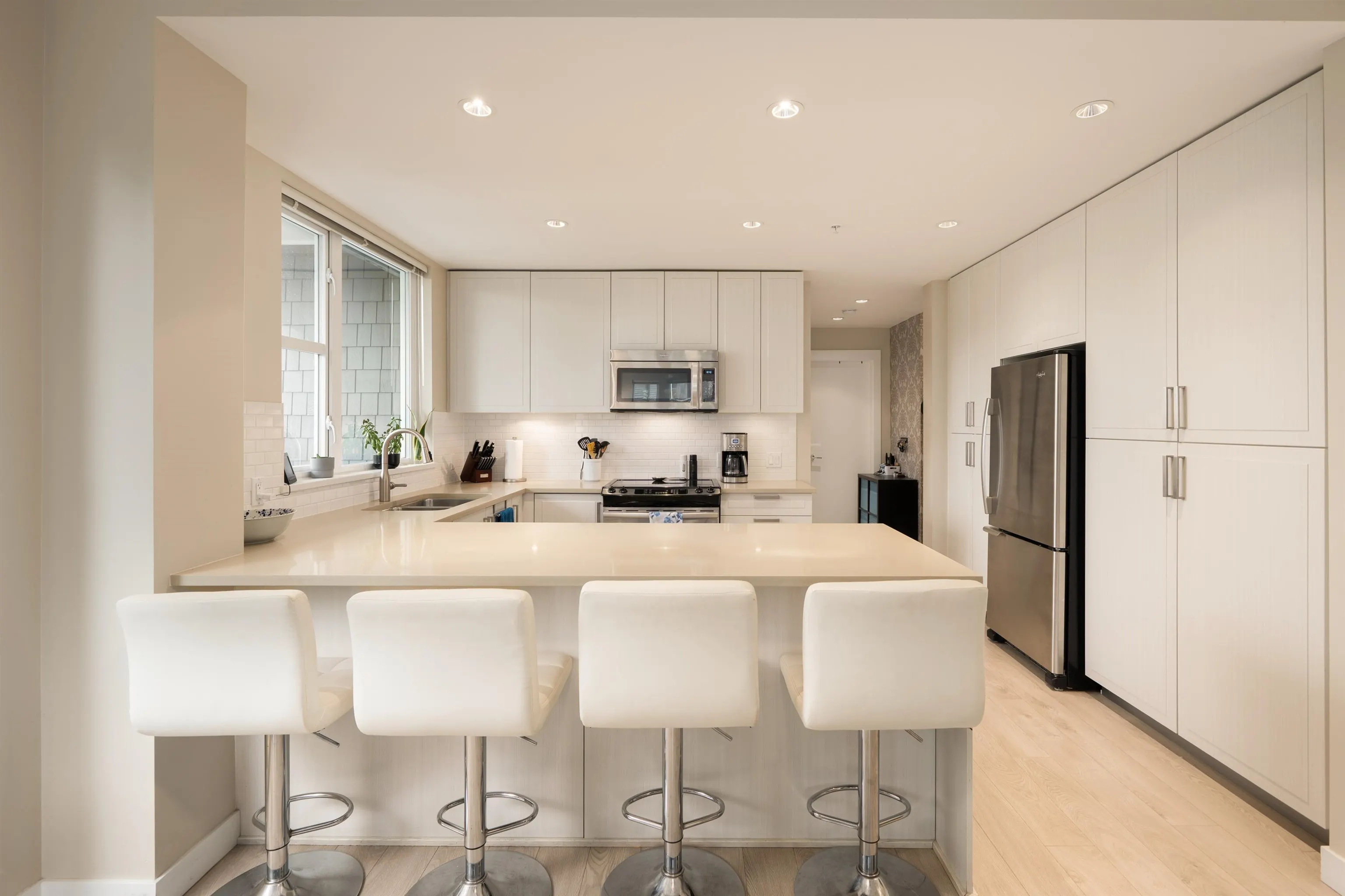550 Seaborne Place #211
