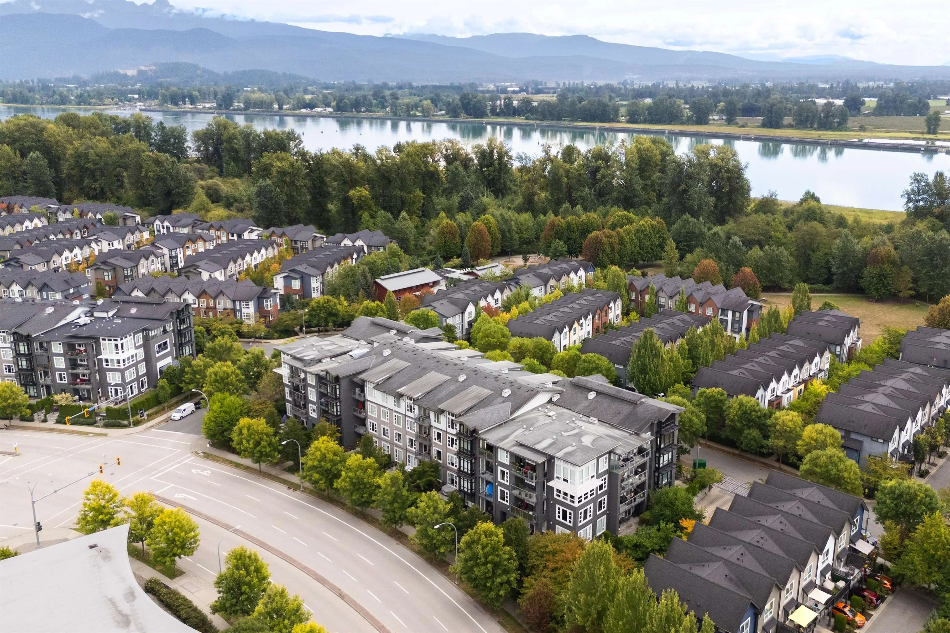 550 Seaborne Place #211
