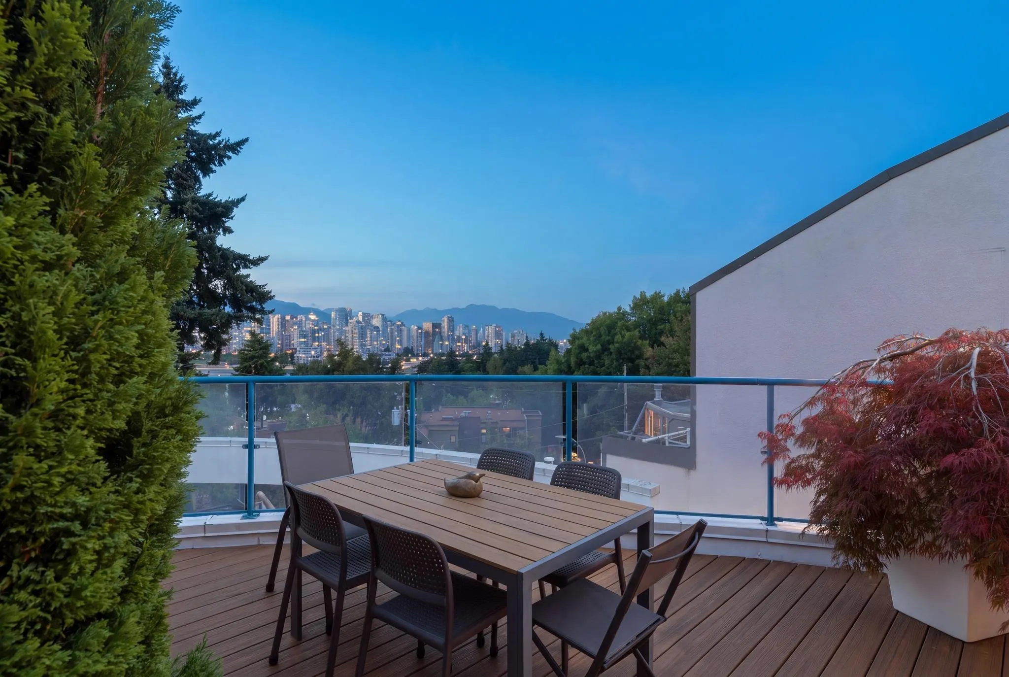 1038 W 7th Avenue #P1