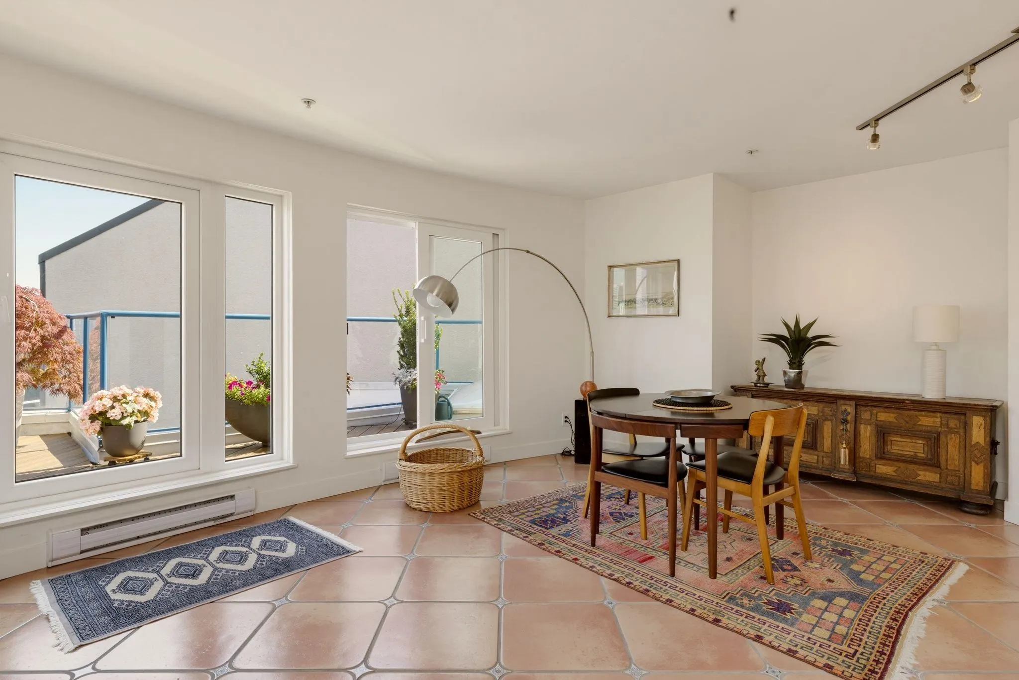 1038 W 7th Avenue #P1