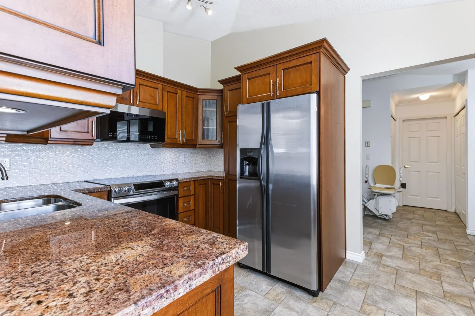 9208 208 Street #18