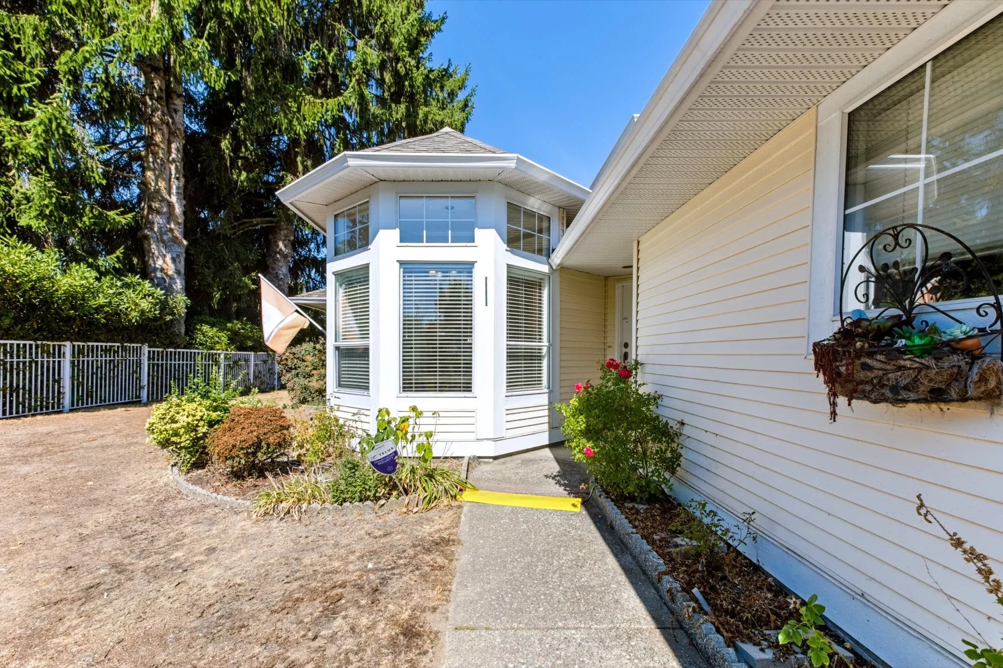9208 208 Street #18