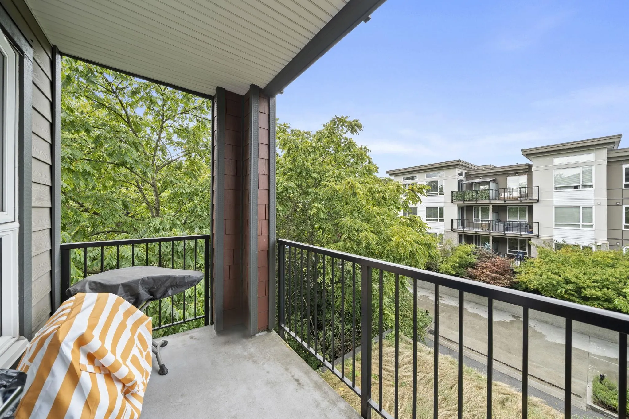 2351 Kelly Avenue #308