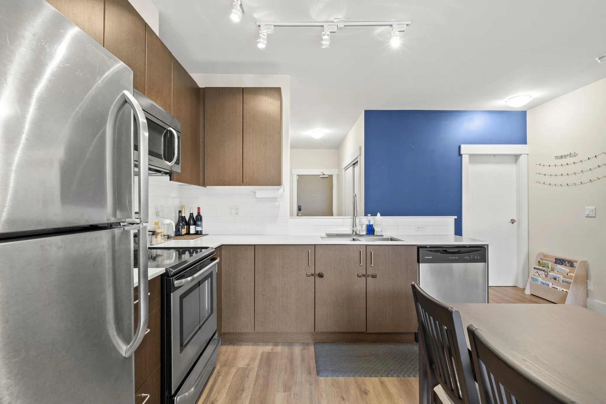 2351 Kelly Avenue #308