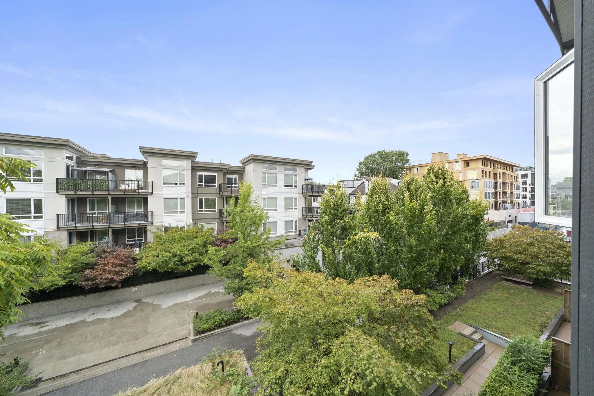 2351 Kelly Avenue #308