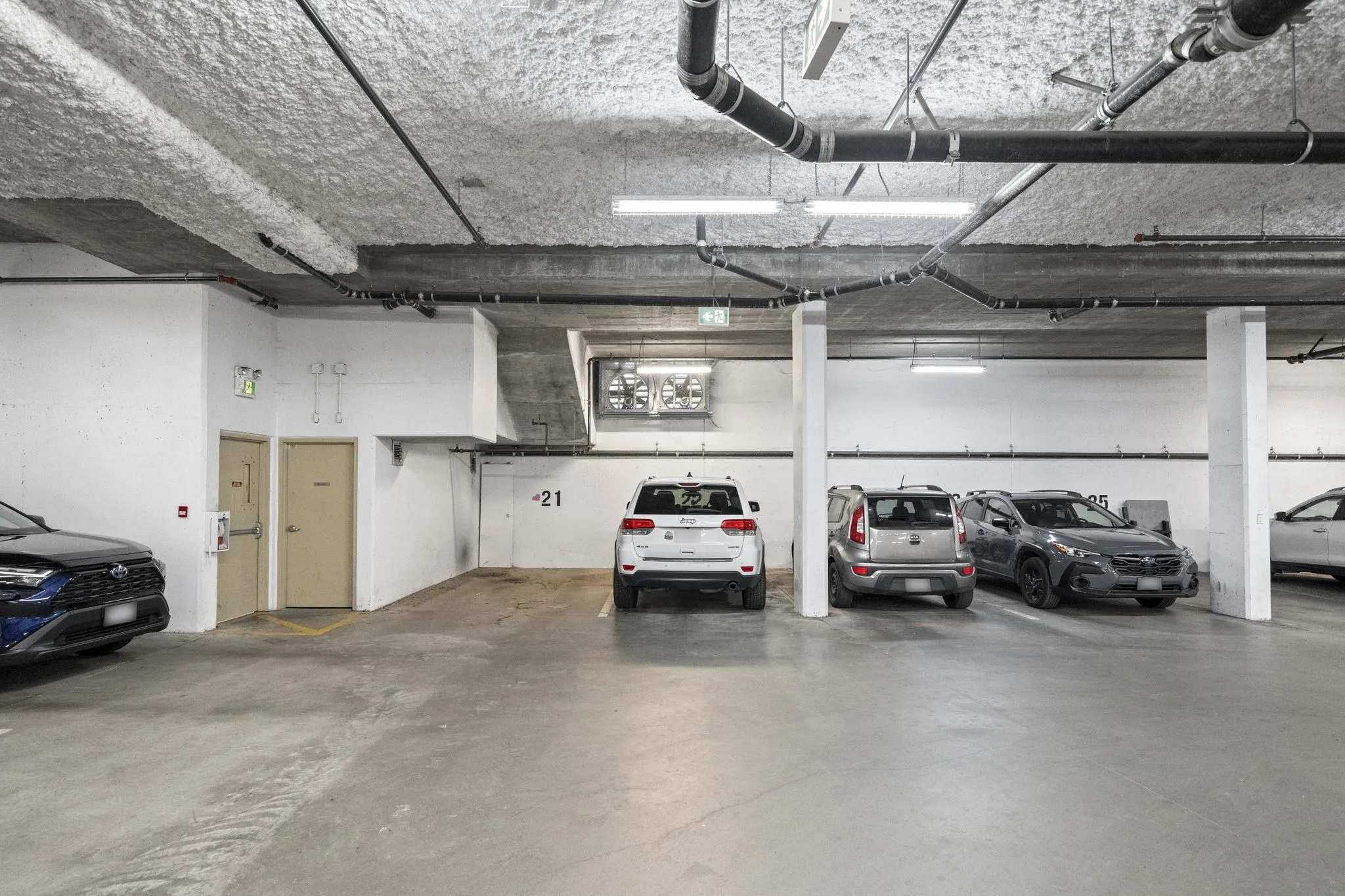 2351 Kelly Avenue #308