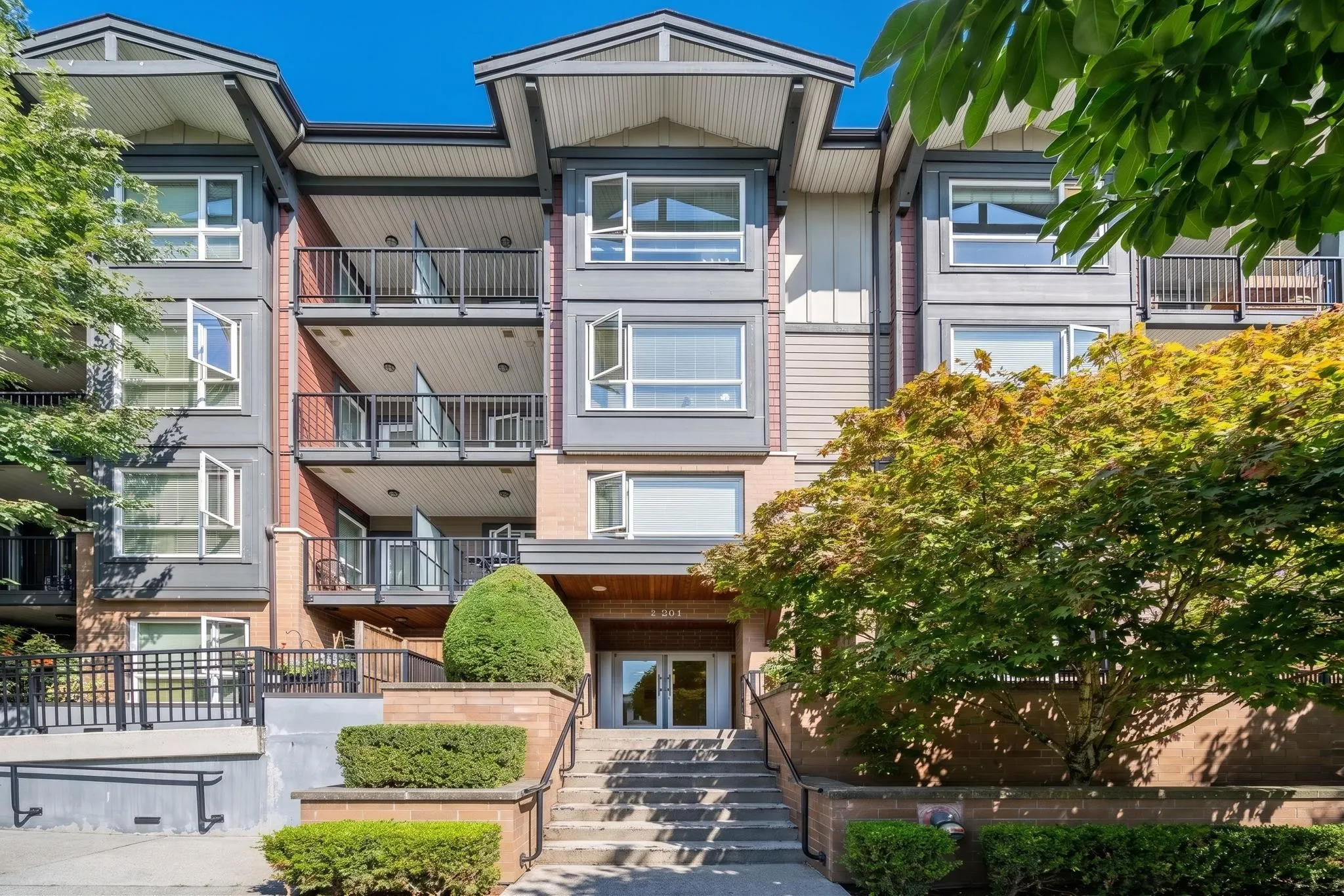 2351 Kelly Avenue #308